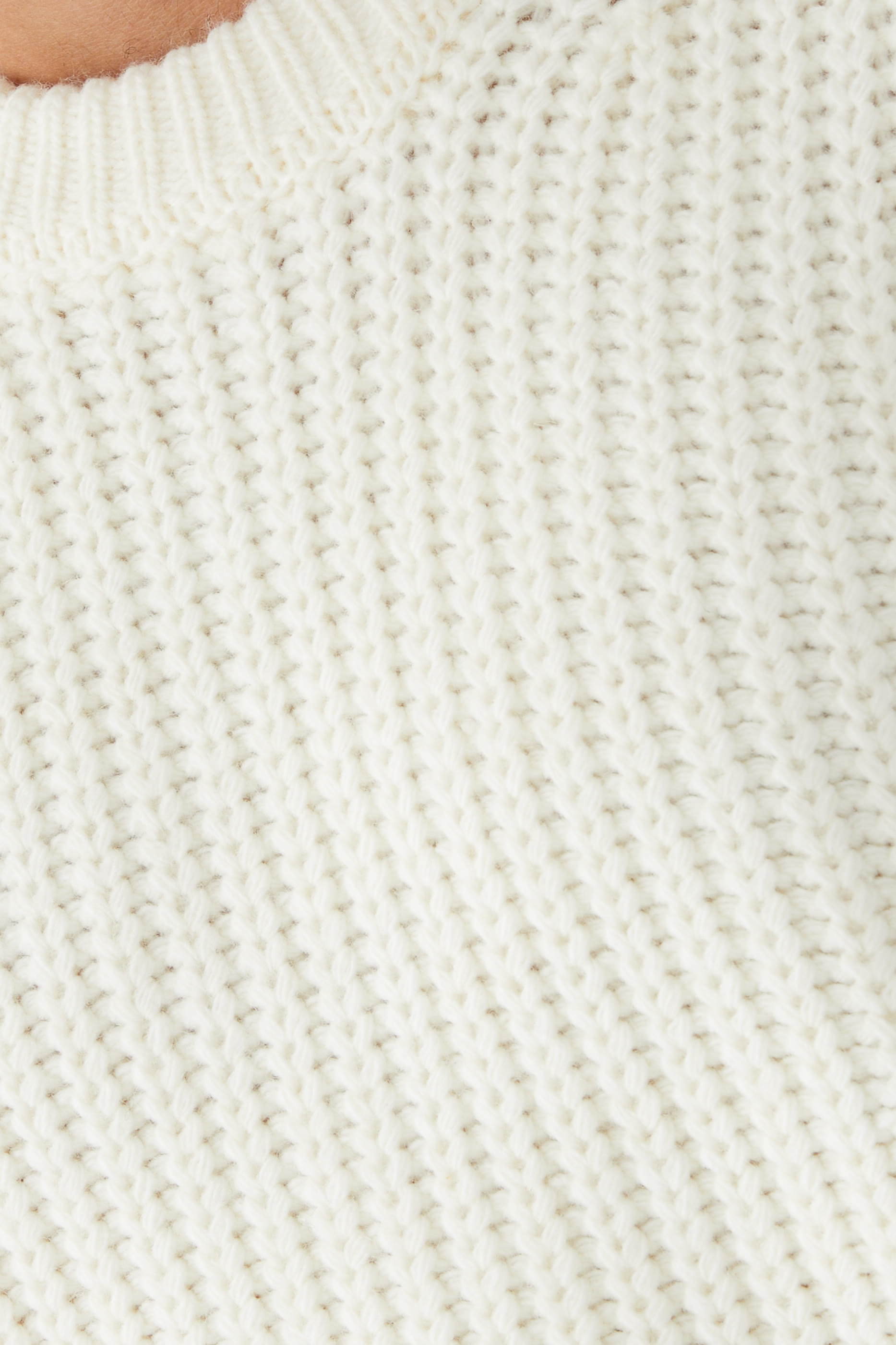 سويت شيرت ام كاي آي نسيج مضلع بياقة ضيقة