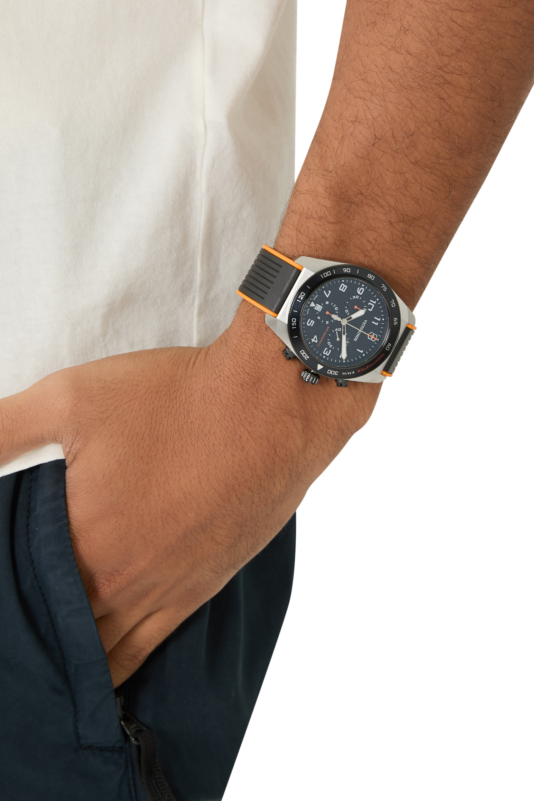 ساعة كرونوغراف سويس أرمي