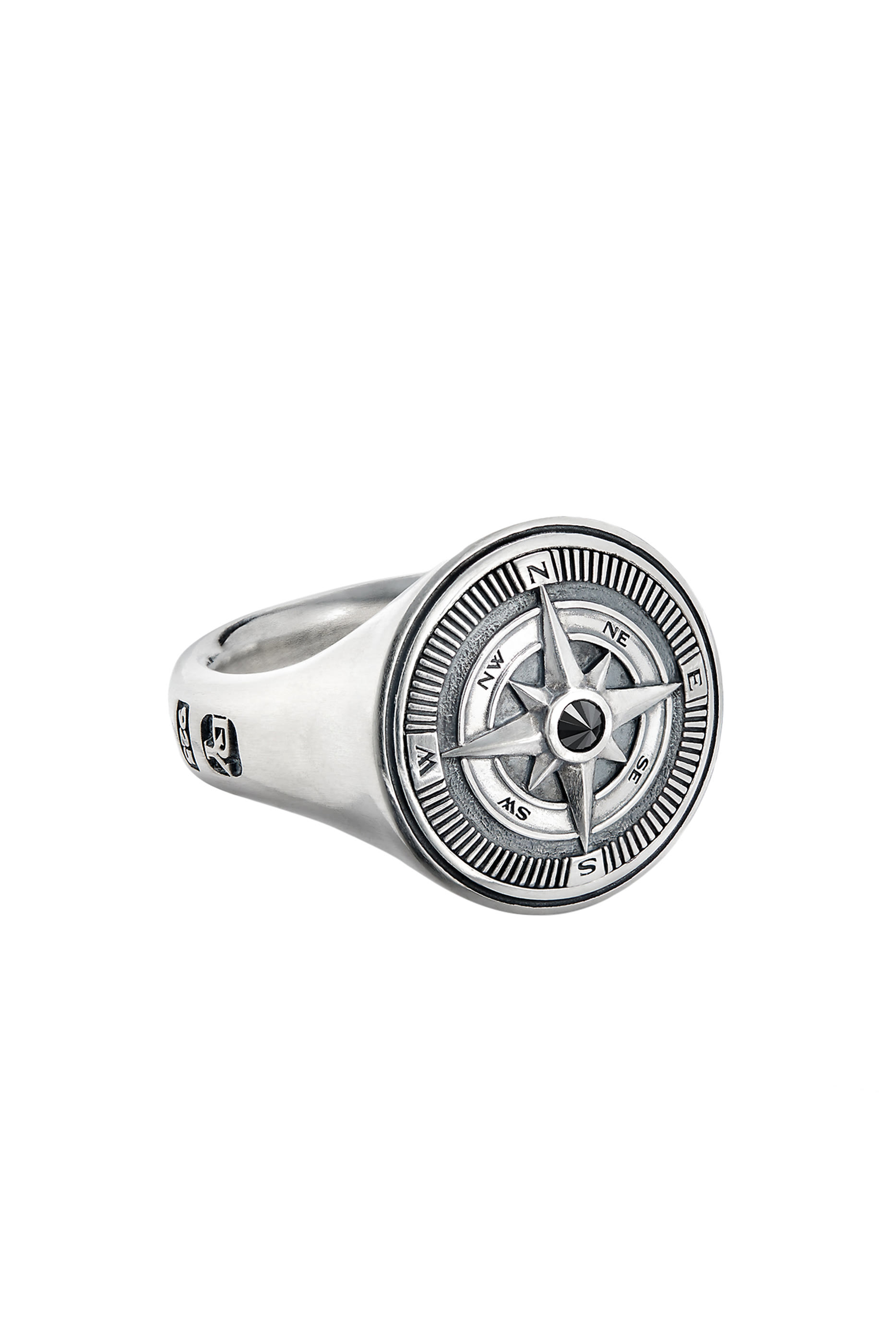 خاتم بتصميم بوصلة بحرية