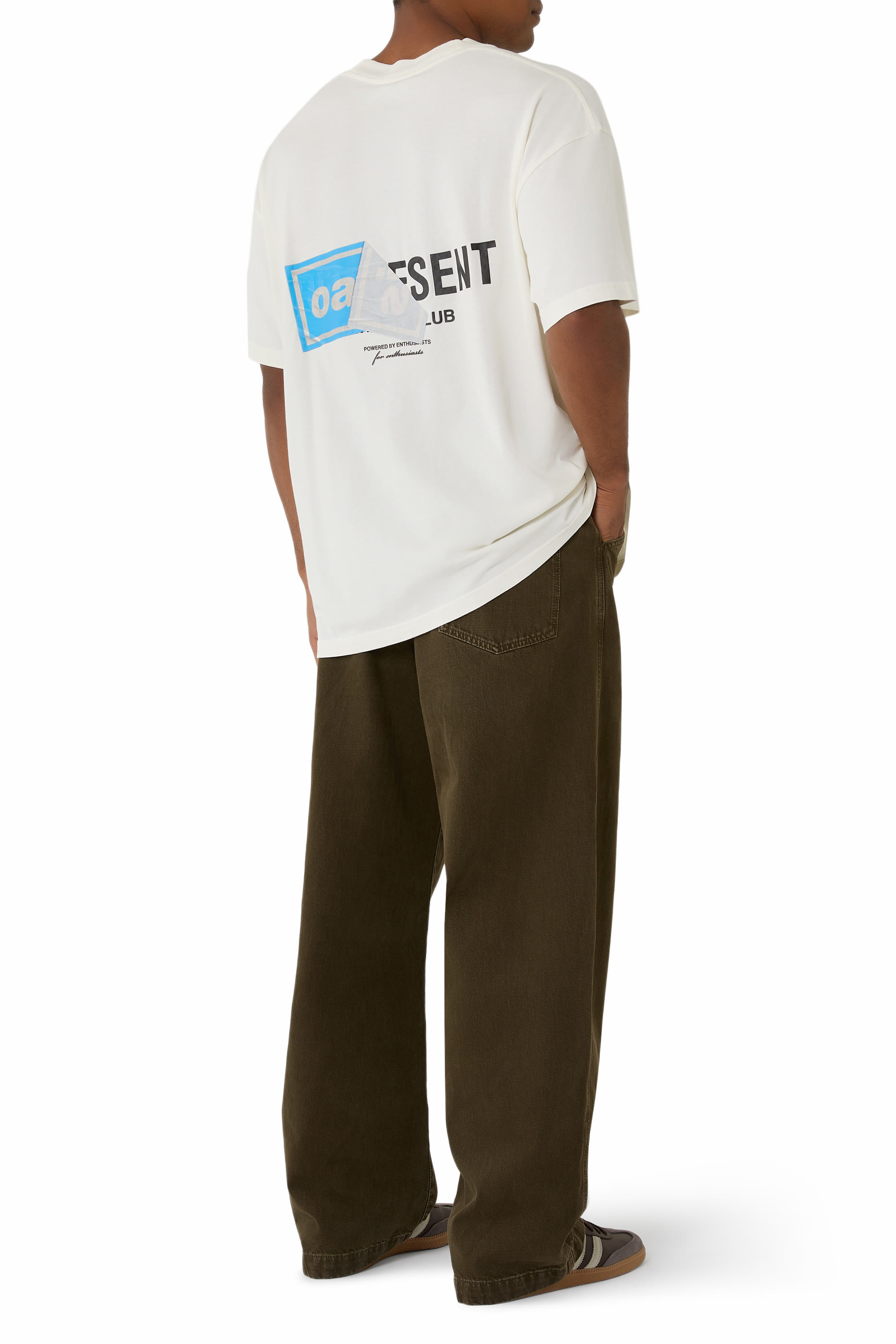 تيشيرت مزين بشعار أونرز كلوب