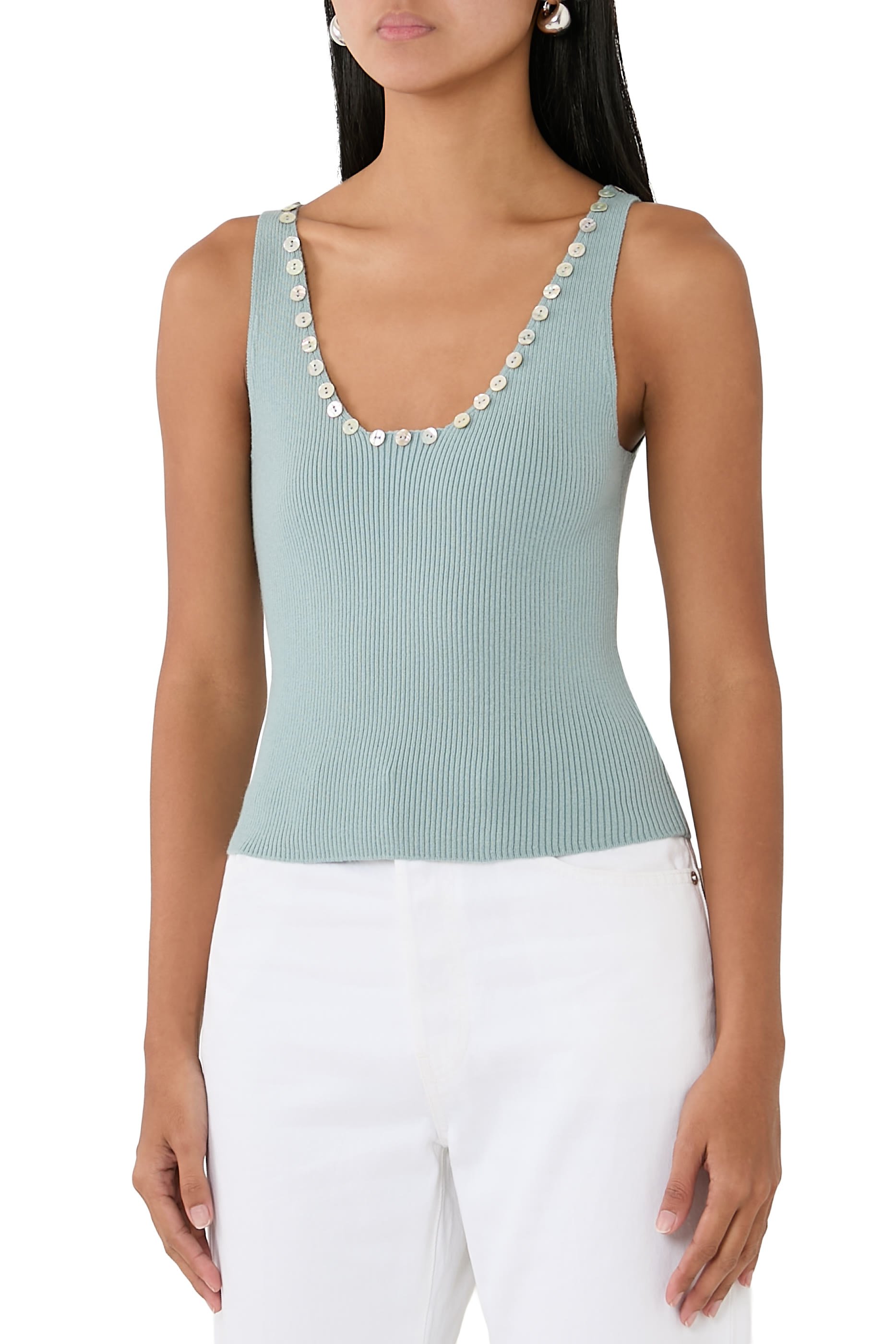 بلوزة نيفا بلا أكمام