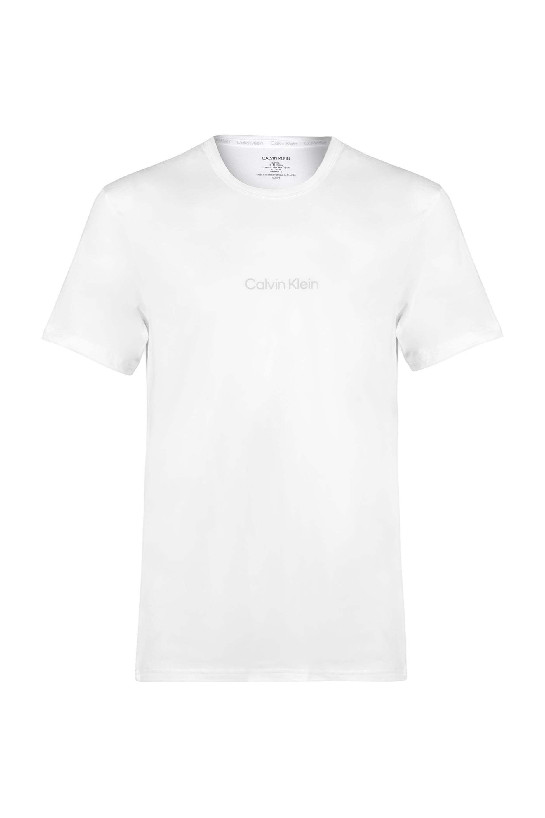 تي شيرت بفتحة رقبة مستديرة وشعار الماركة