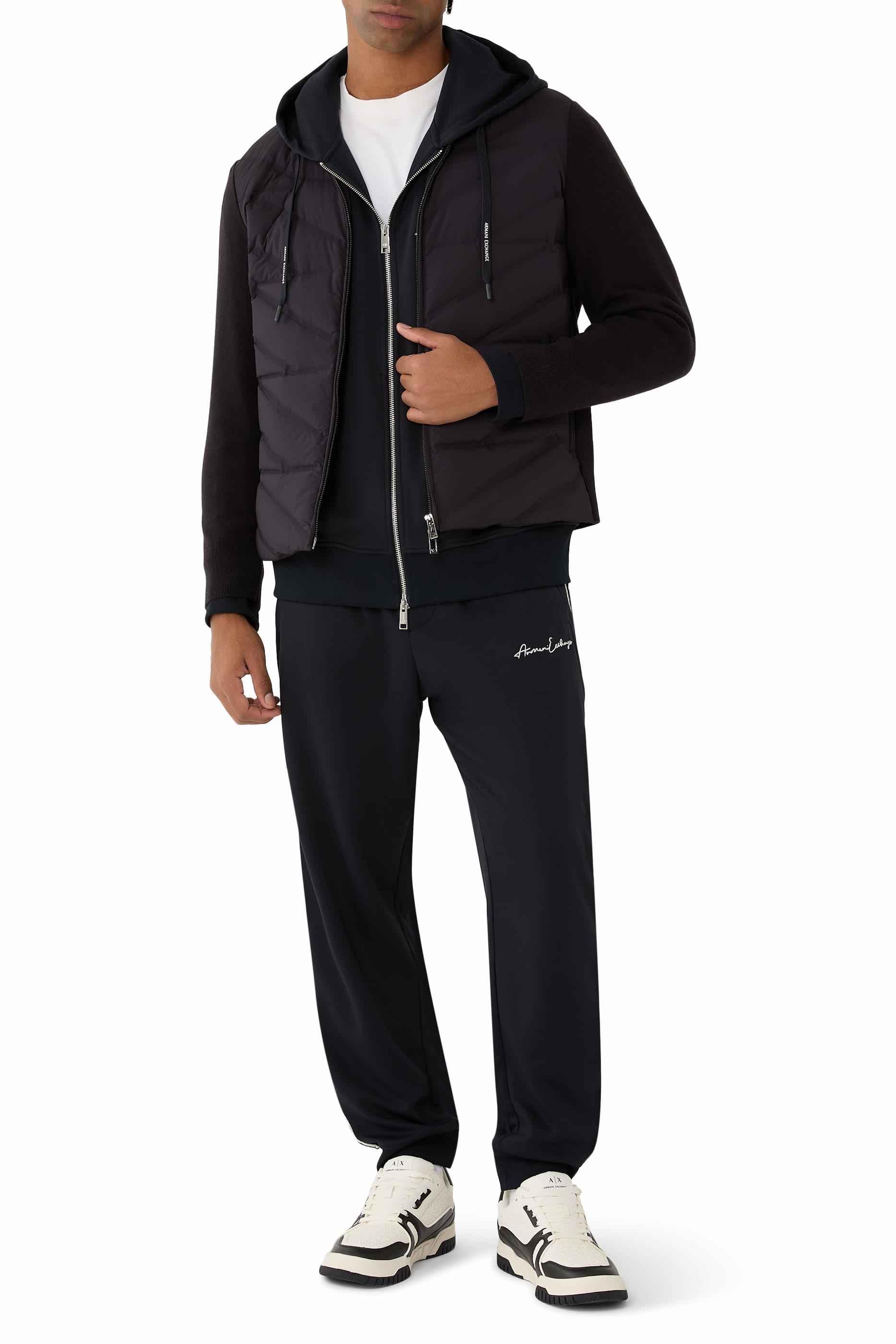 جاكيت مبطن بالزغب بقطعتين وسحاب من التشكيلة الأساسية للسفر