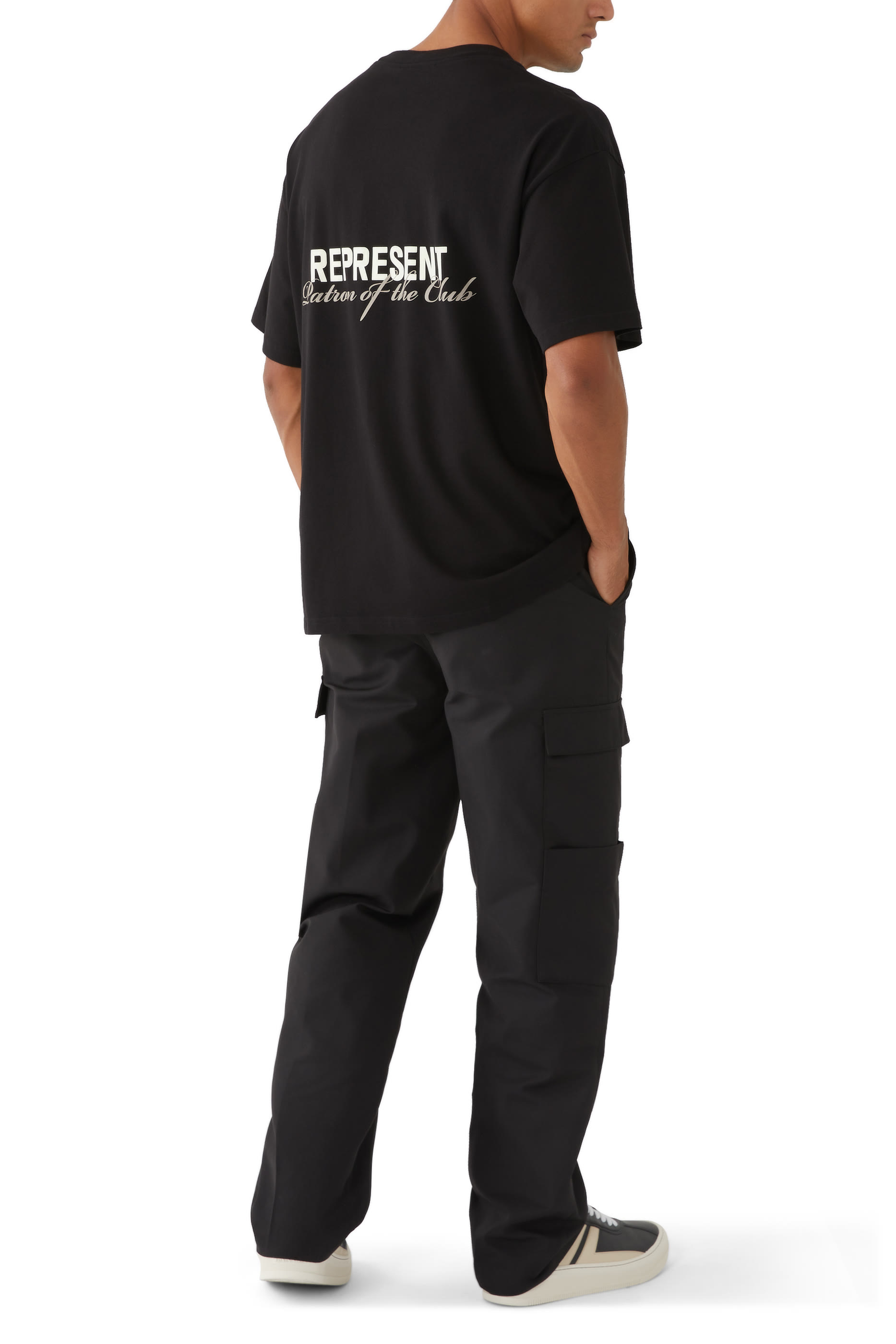 تيشيرت بشعار باترون اوف ذا كلوب