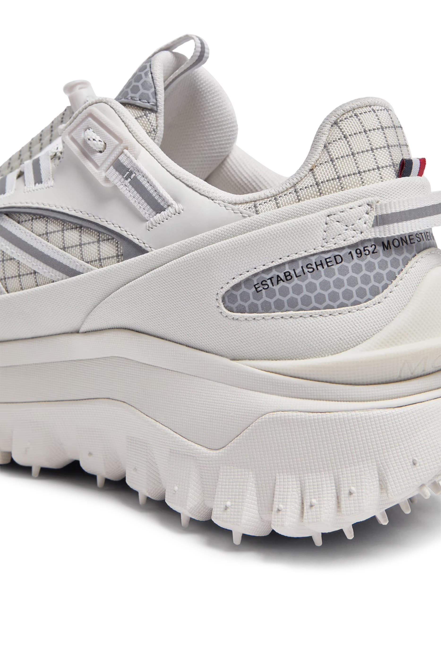 سنيكرز تريلغريب جي تي اكس