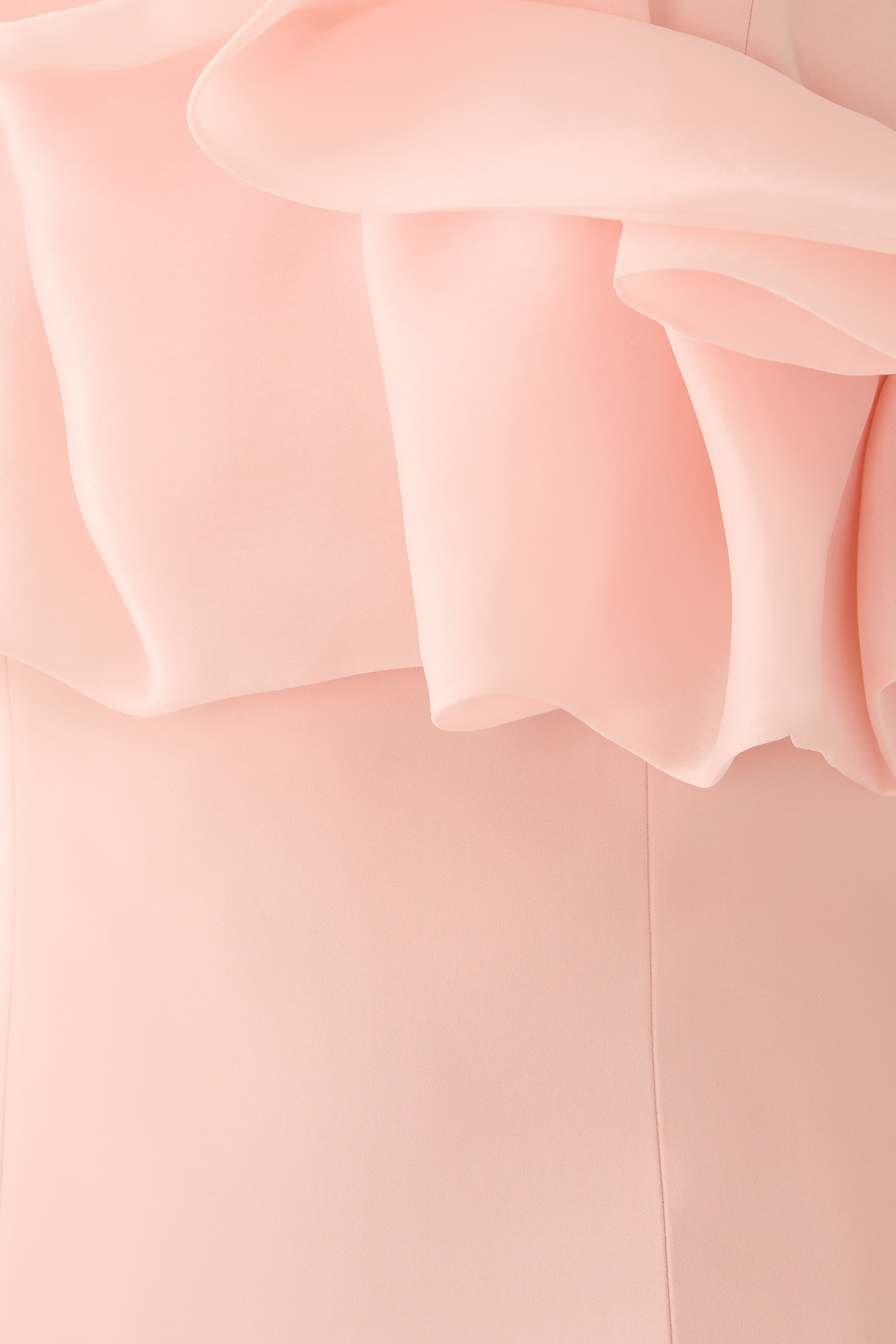 فستان سهرة بلا حمالات بقصة ذيل حورية البحر