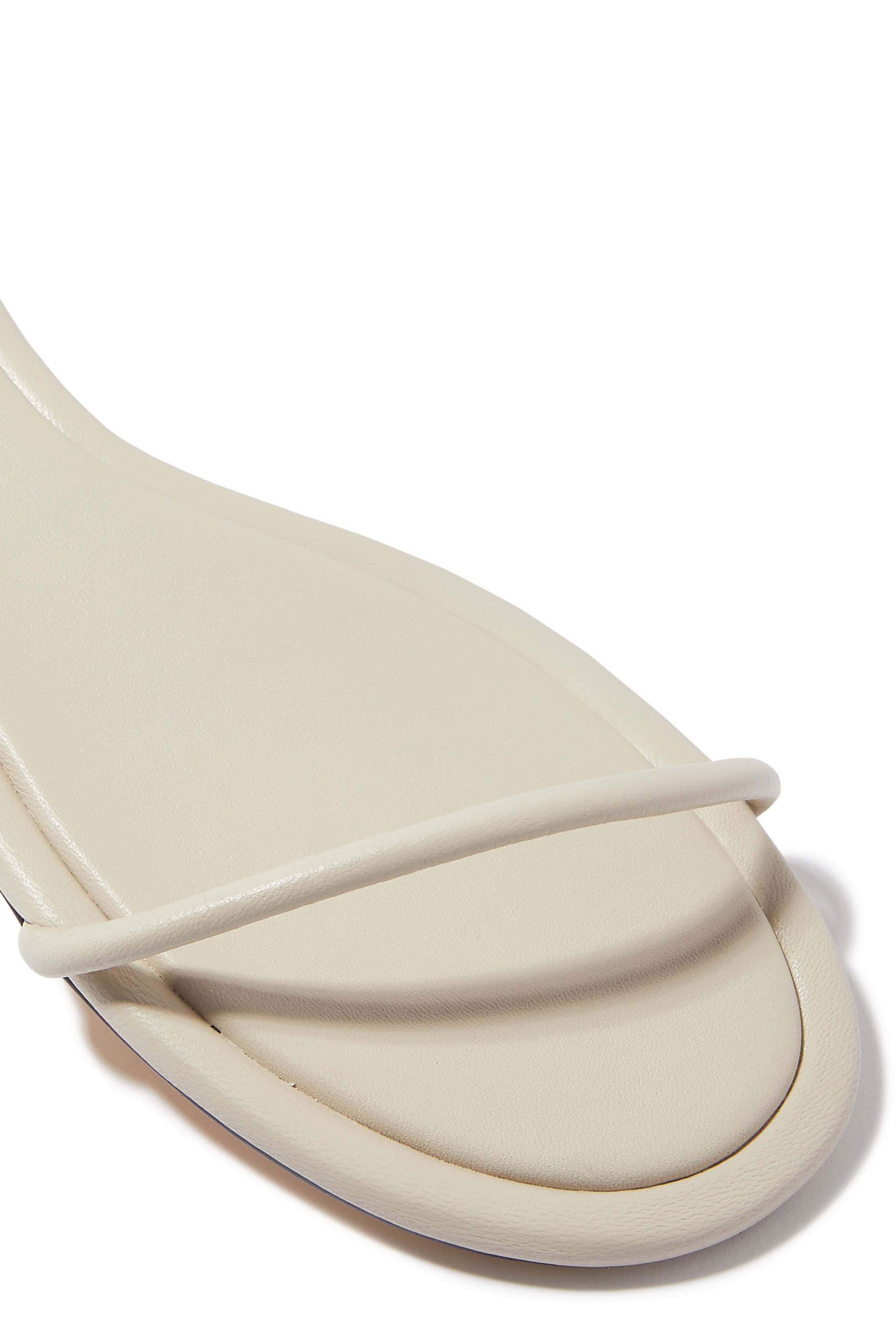 صندل مسطح بحلية