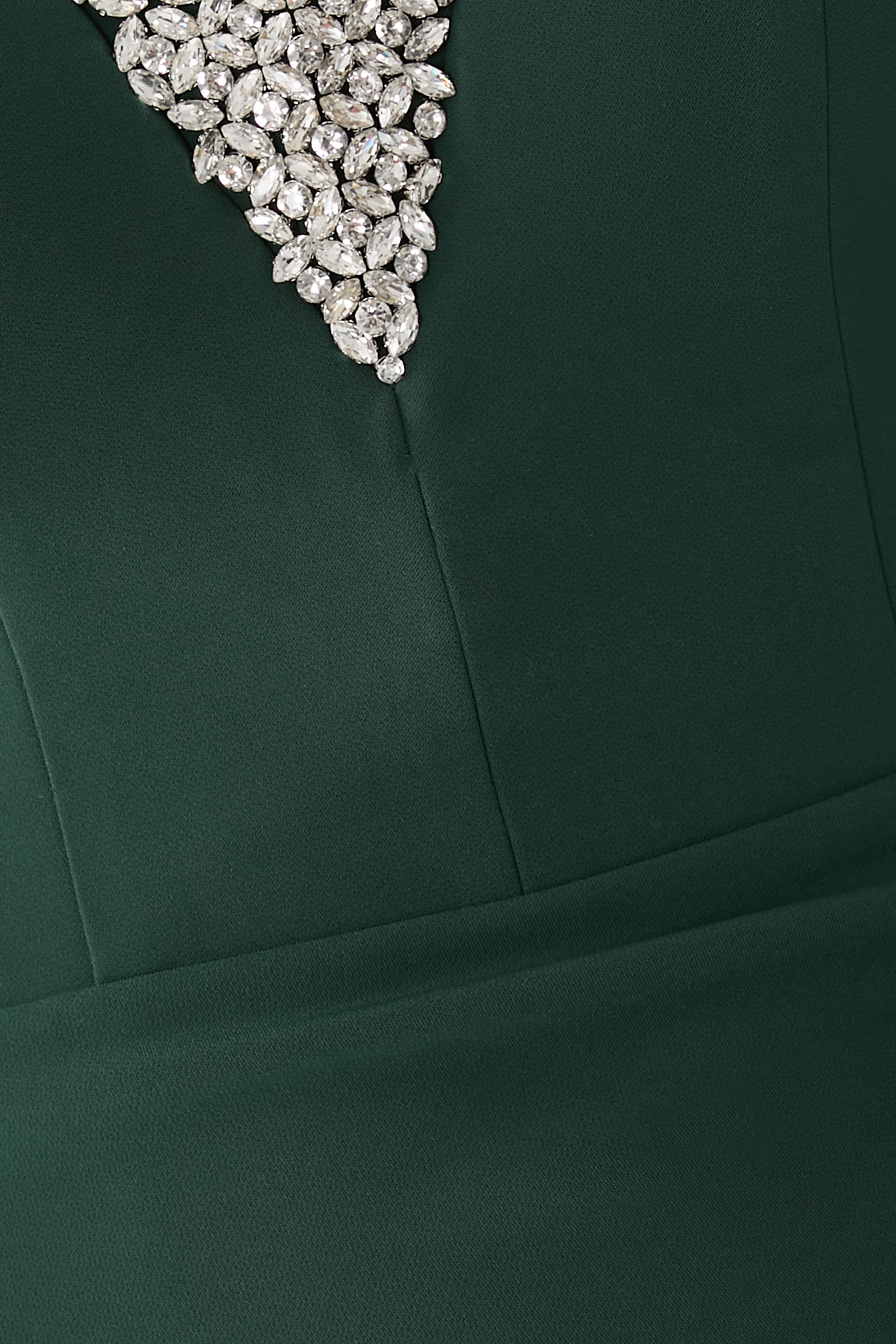 فستان سهرة إليجانت بأكتاف متساقطة