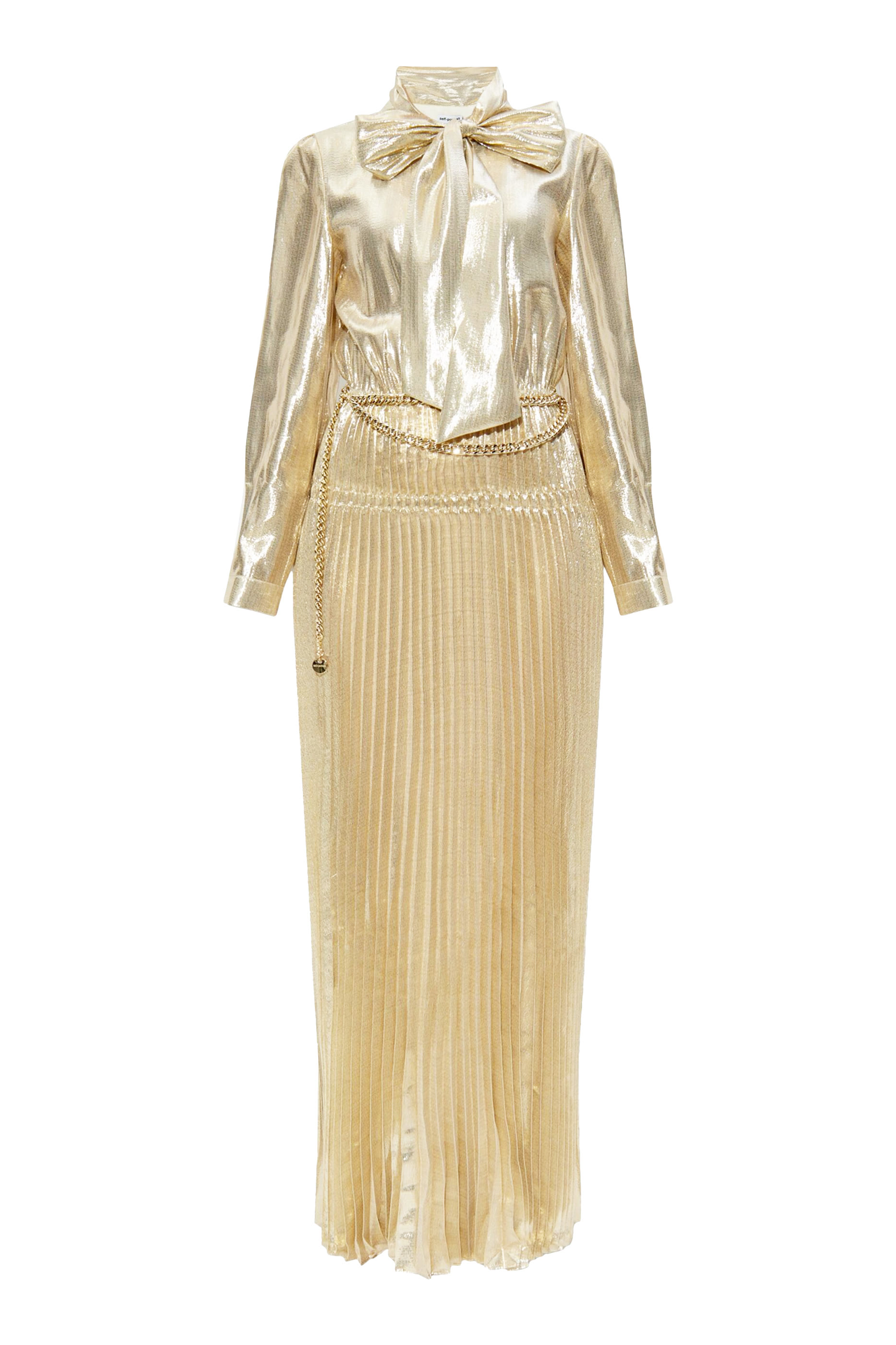 فستان طويل بربطة فيونكة