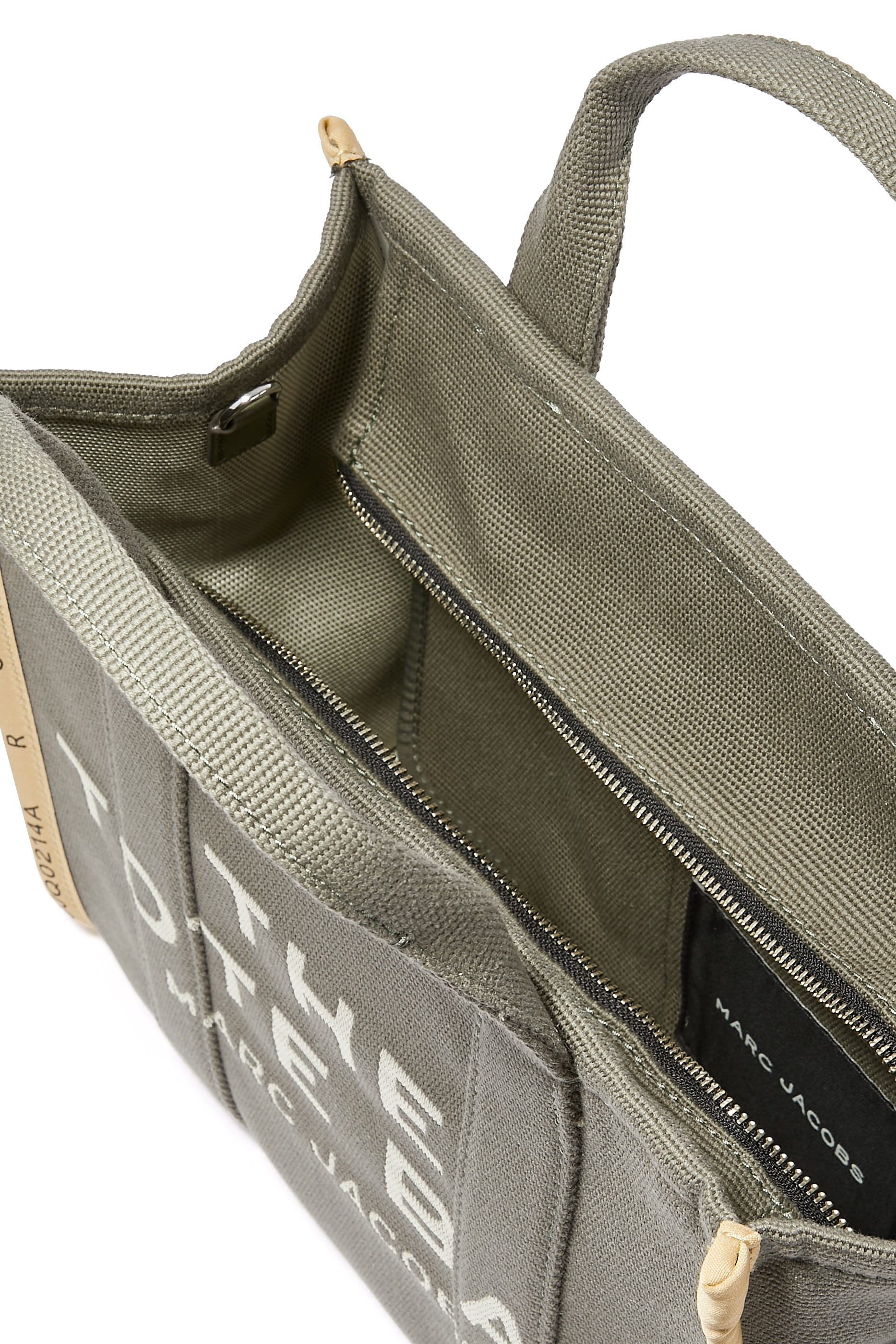 حقيبة يد متوسطة جاكار