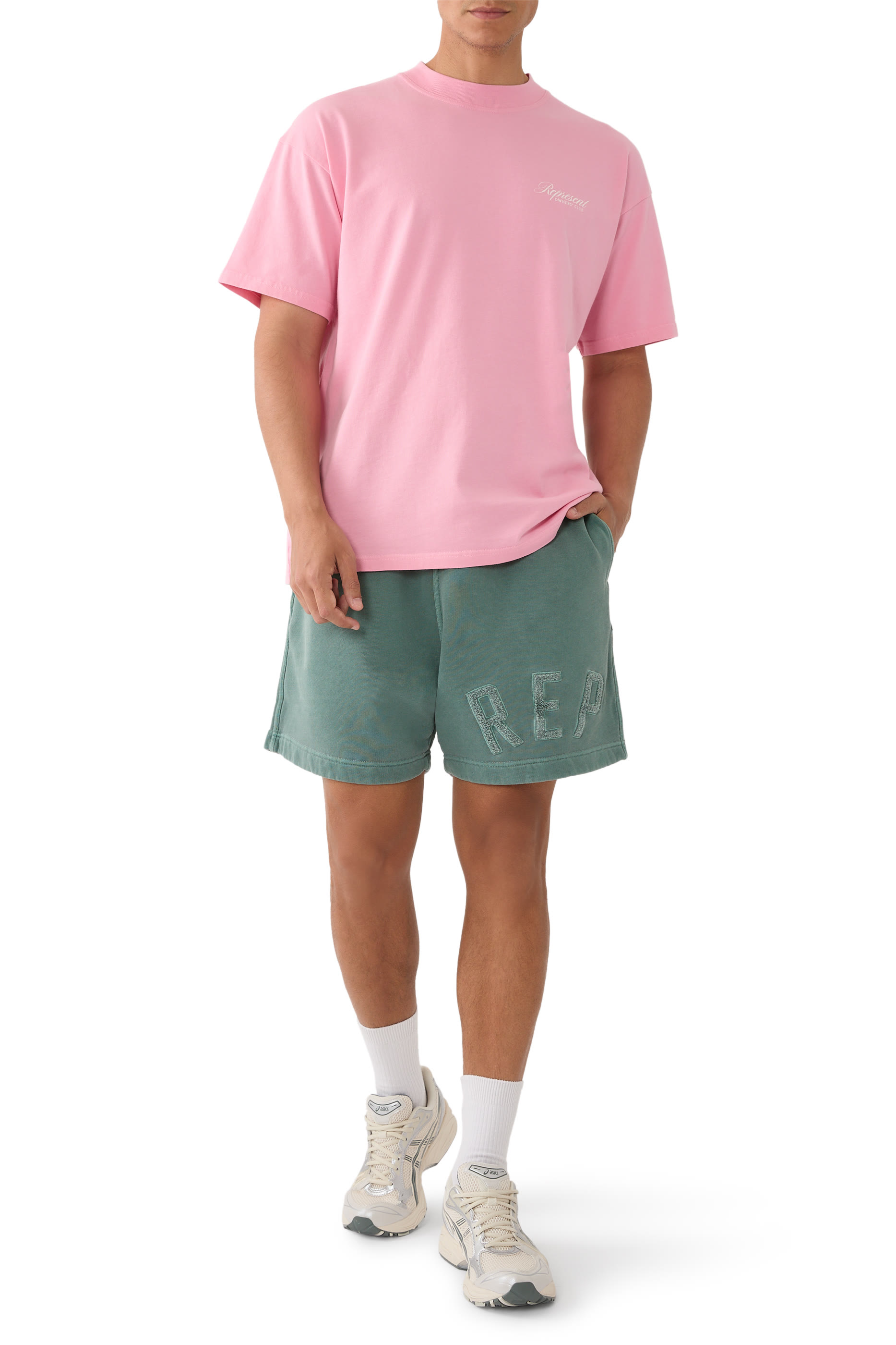 تيشيرت بشعار الماركة