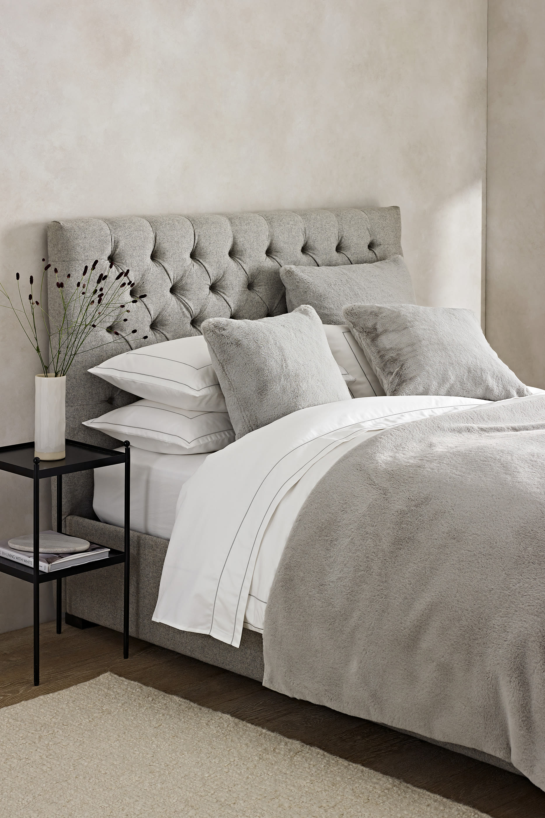 وسادة سوبر سوفت فرو صناعي