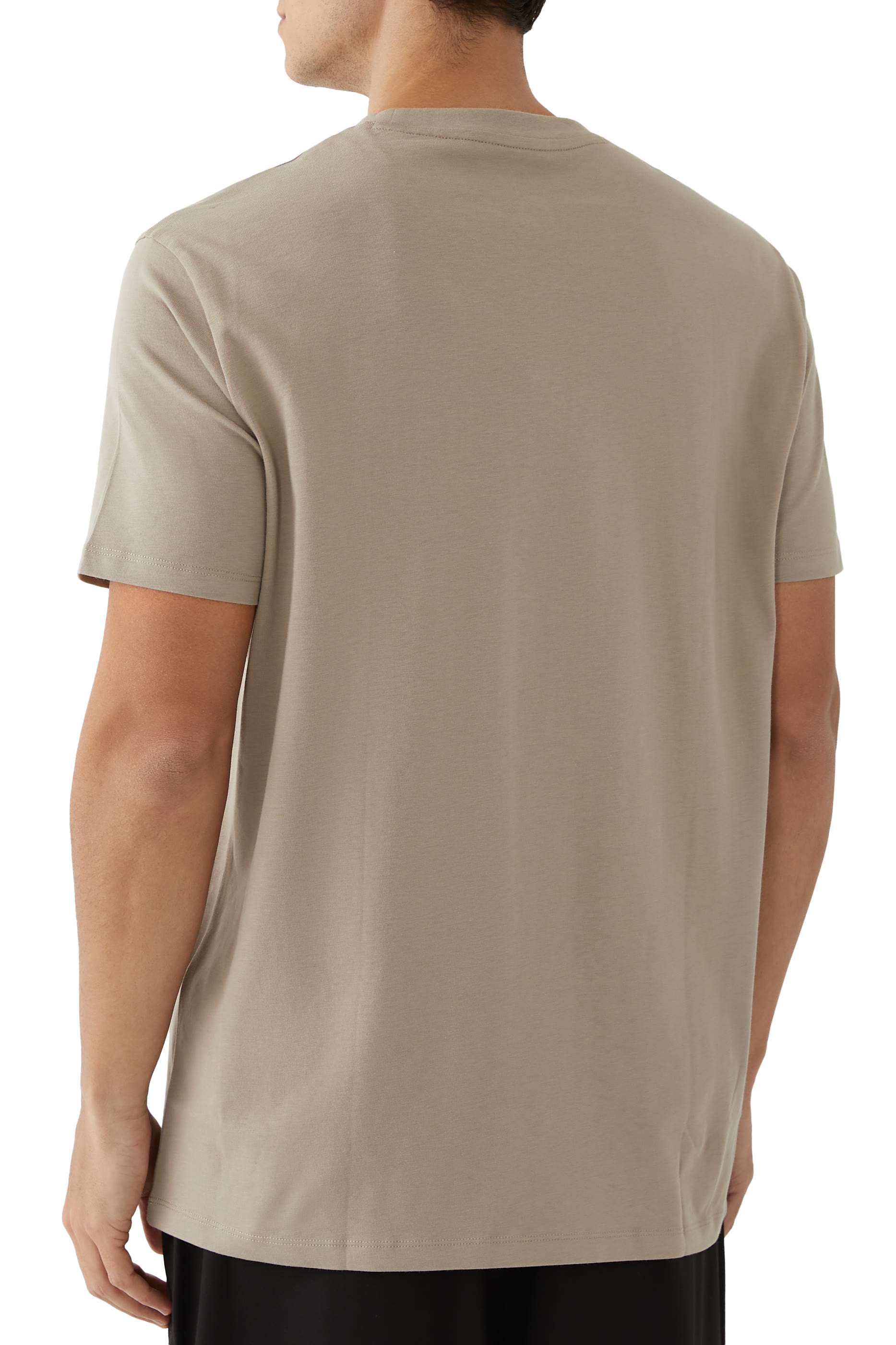 تيشيرت بشعار الماركة جيرسيه