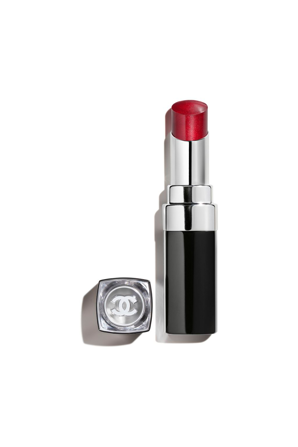 أحمر شفاه مرطب ومعزز للامتلاء. لمعان ولون طويل الثبات مكثف ROUGE COCO BLOOM