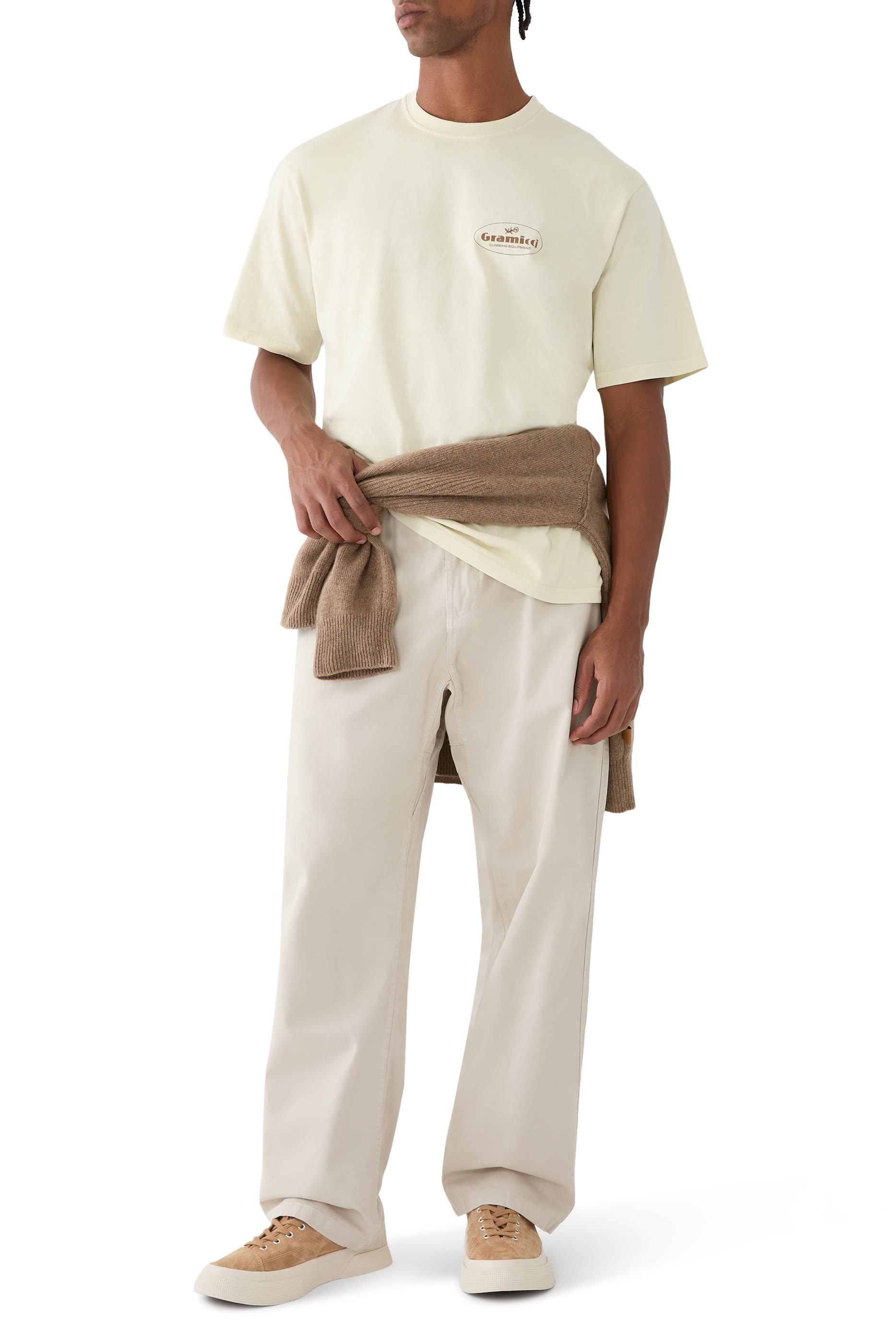 بنطال بقصة ساق مستقيمة