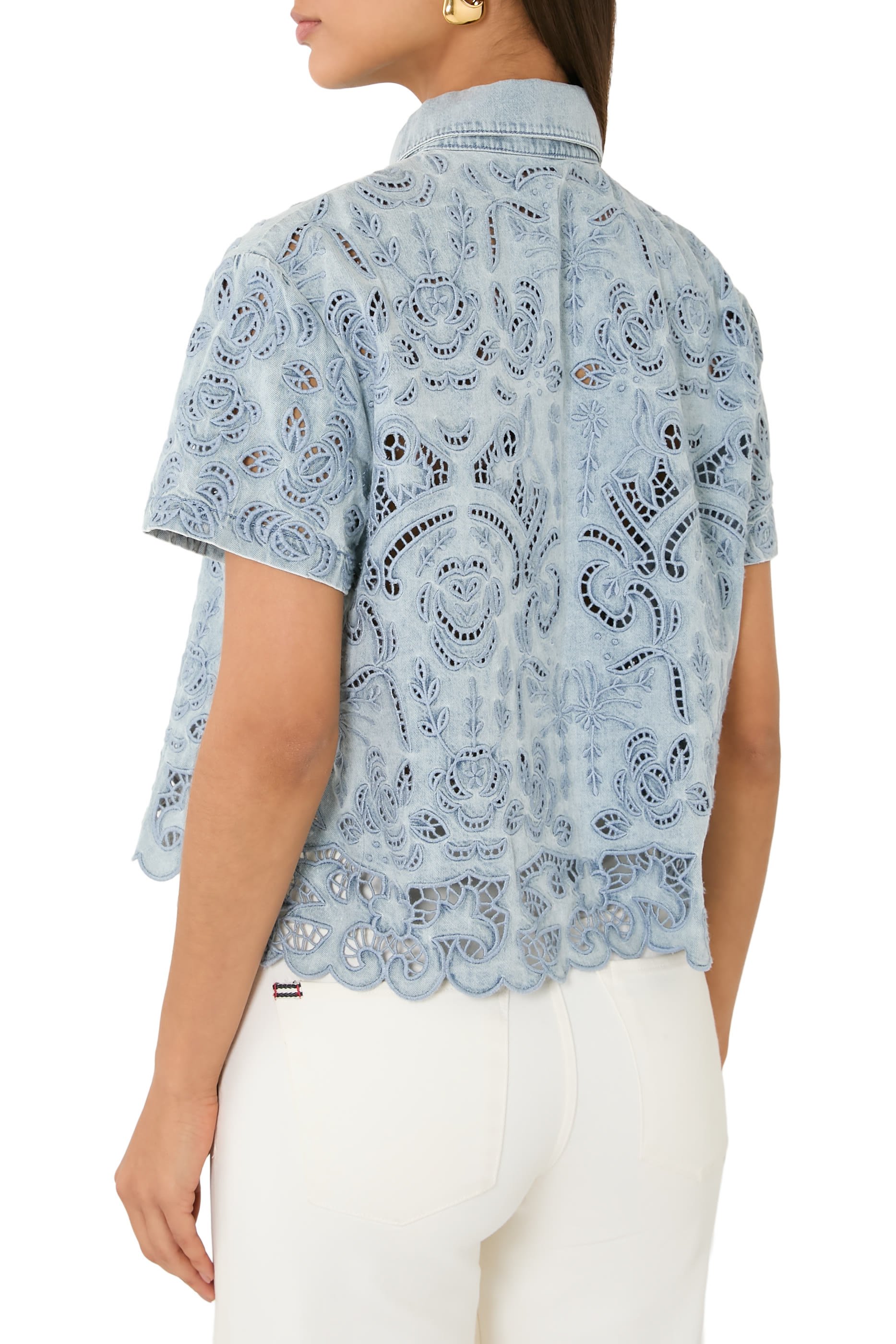 بلوزة لين بأزرار دنيم