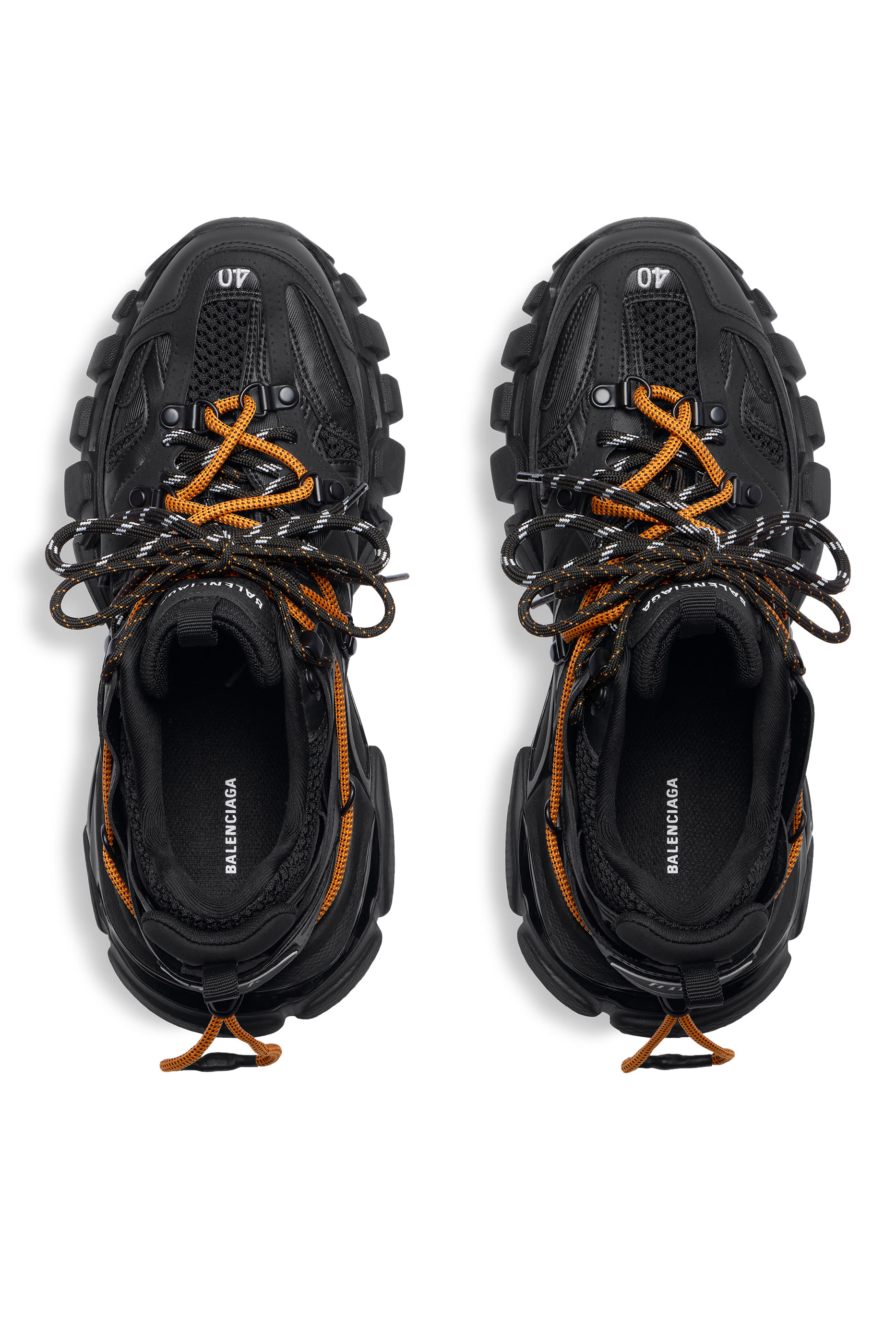 سنيكرز رياضي ترايل بأربطة