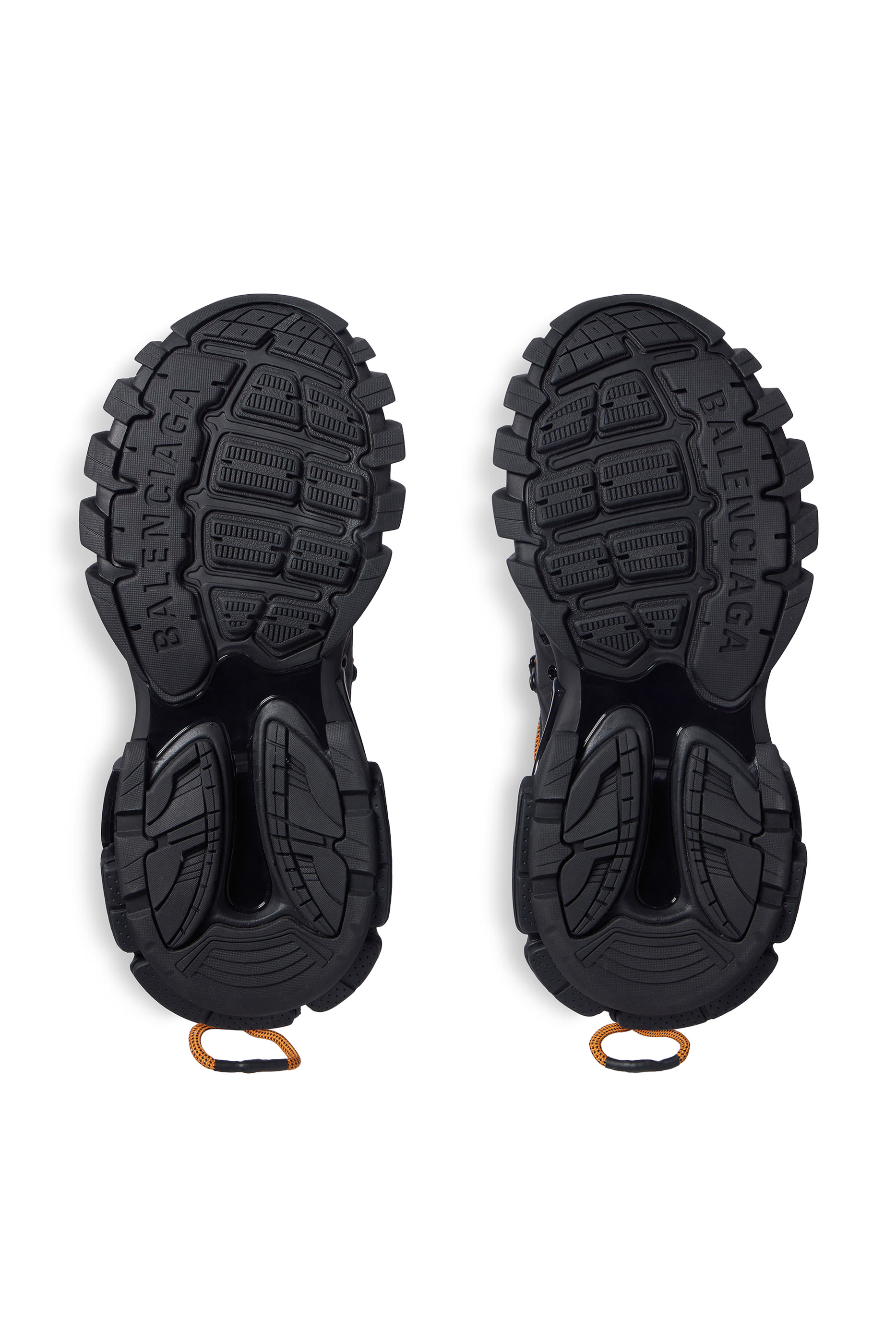 سنيكرز رياضي ترايل بأربطة