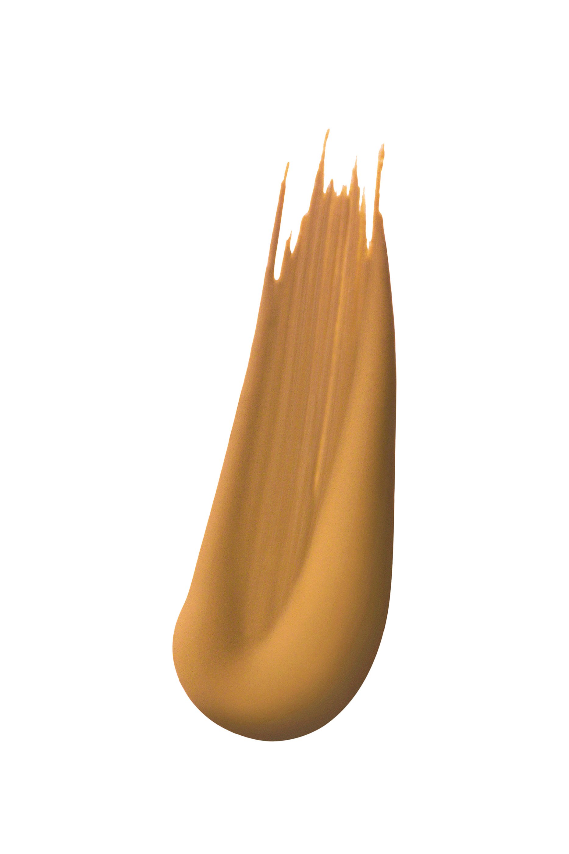 كريم أساس دابل وير ستاي إن بلايس