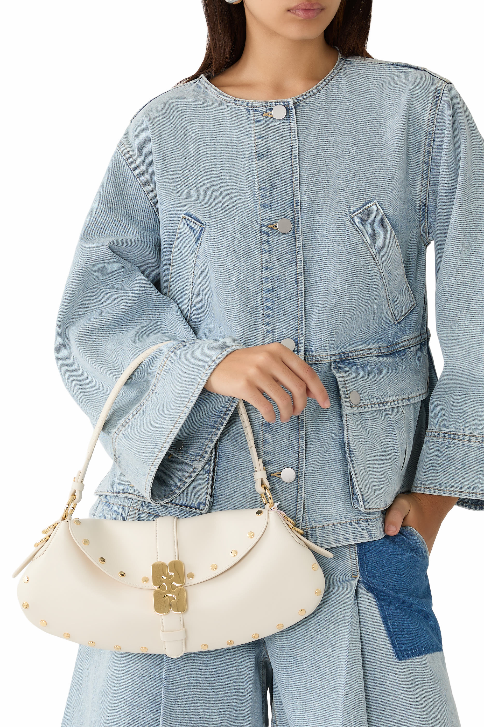 حقيبة بي - كات مرصعة بأحجار