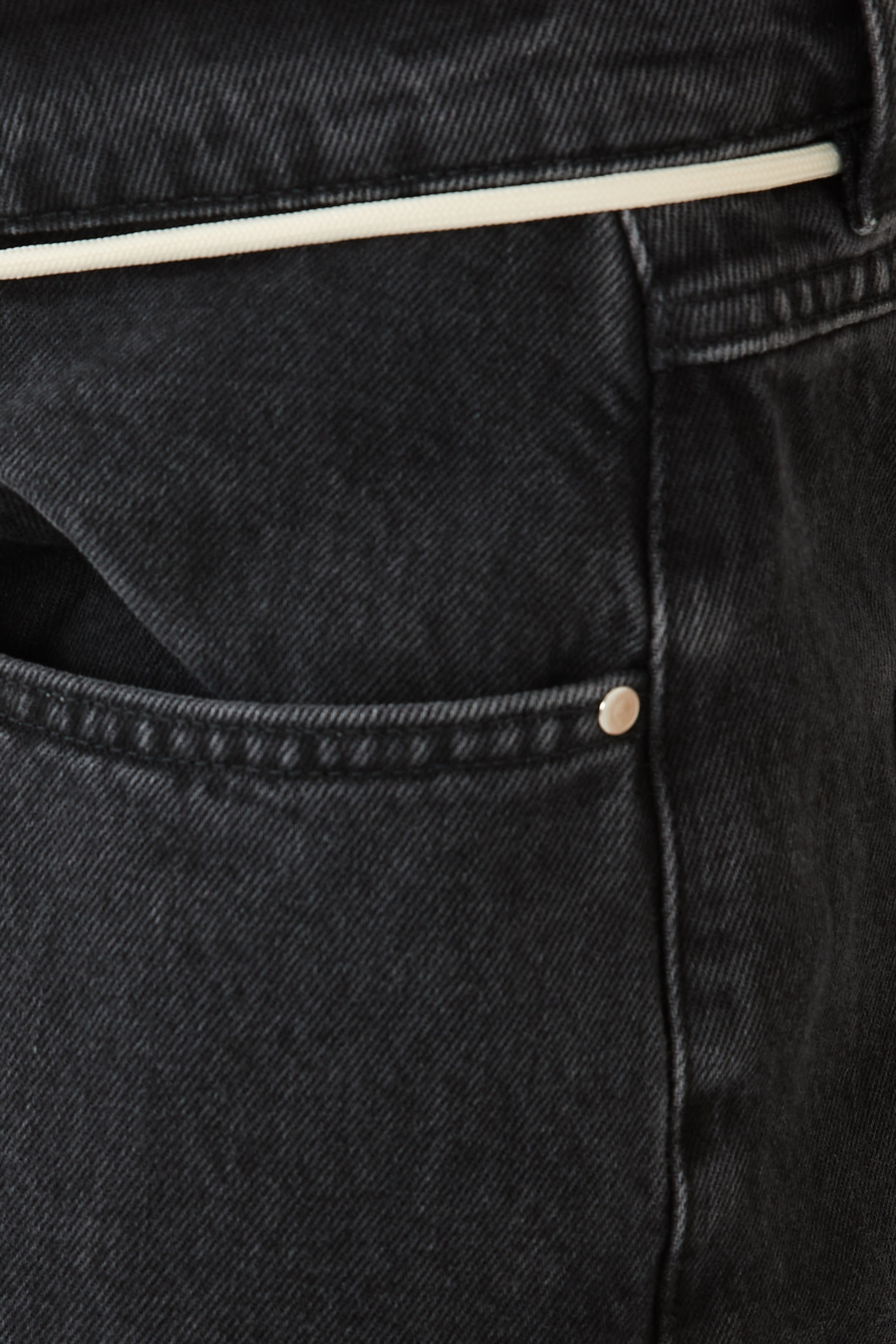 بنطال جينز بقصة مريحة دنيم