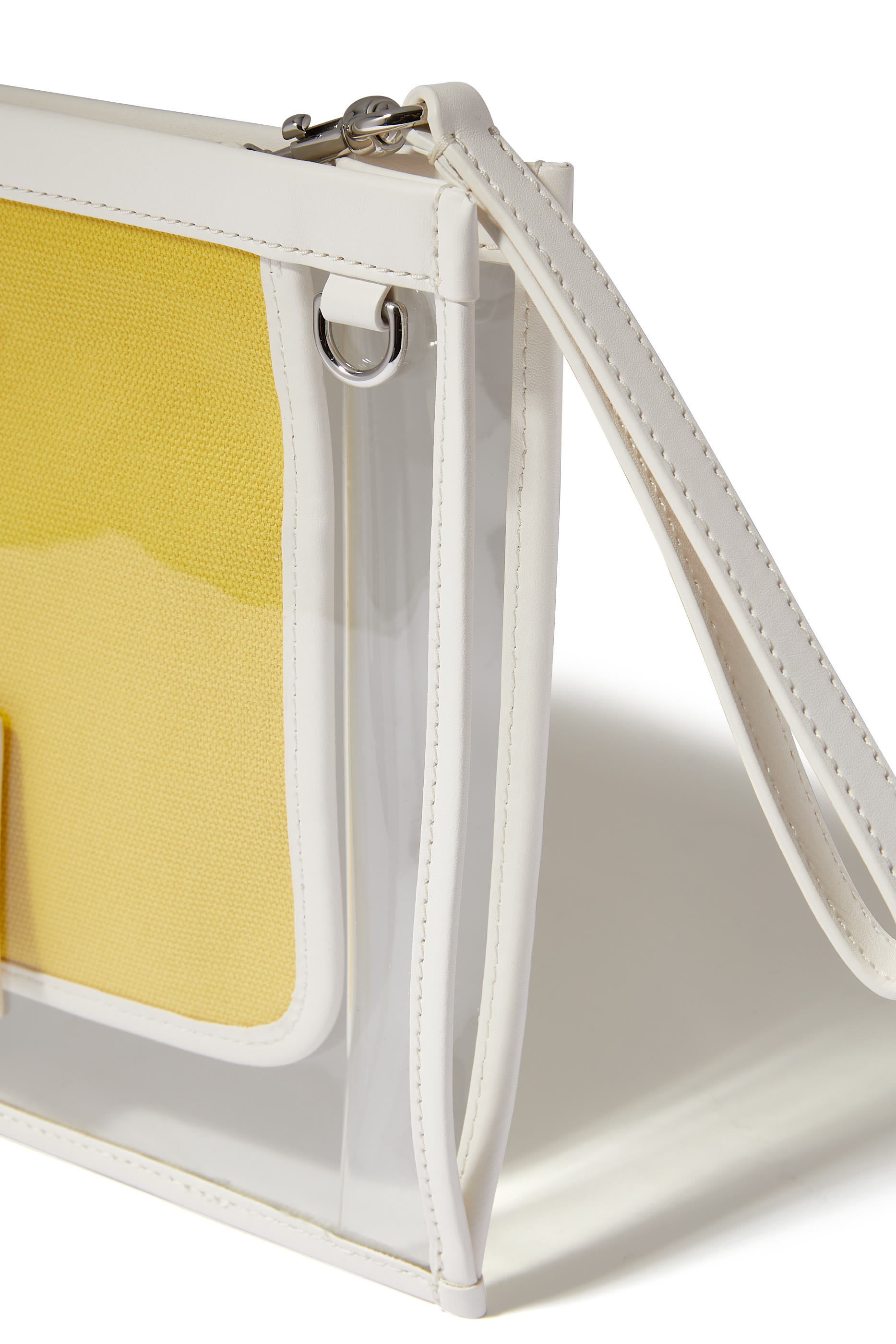 حقيبة كبيرة