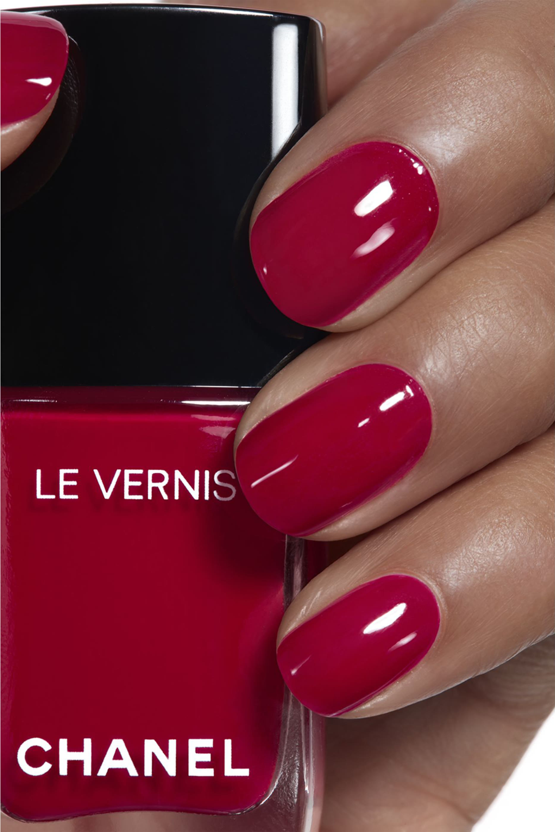 طلاء أظافر Chanel LE VERNIS