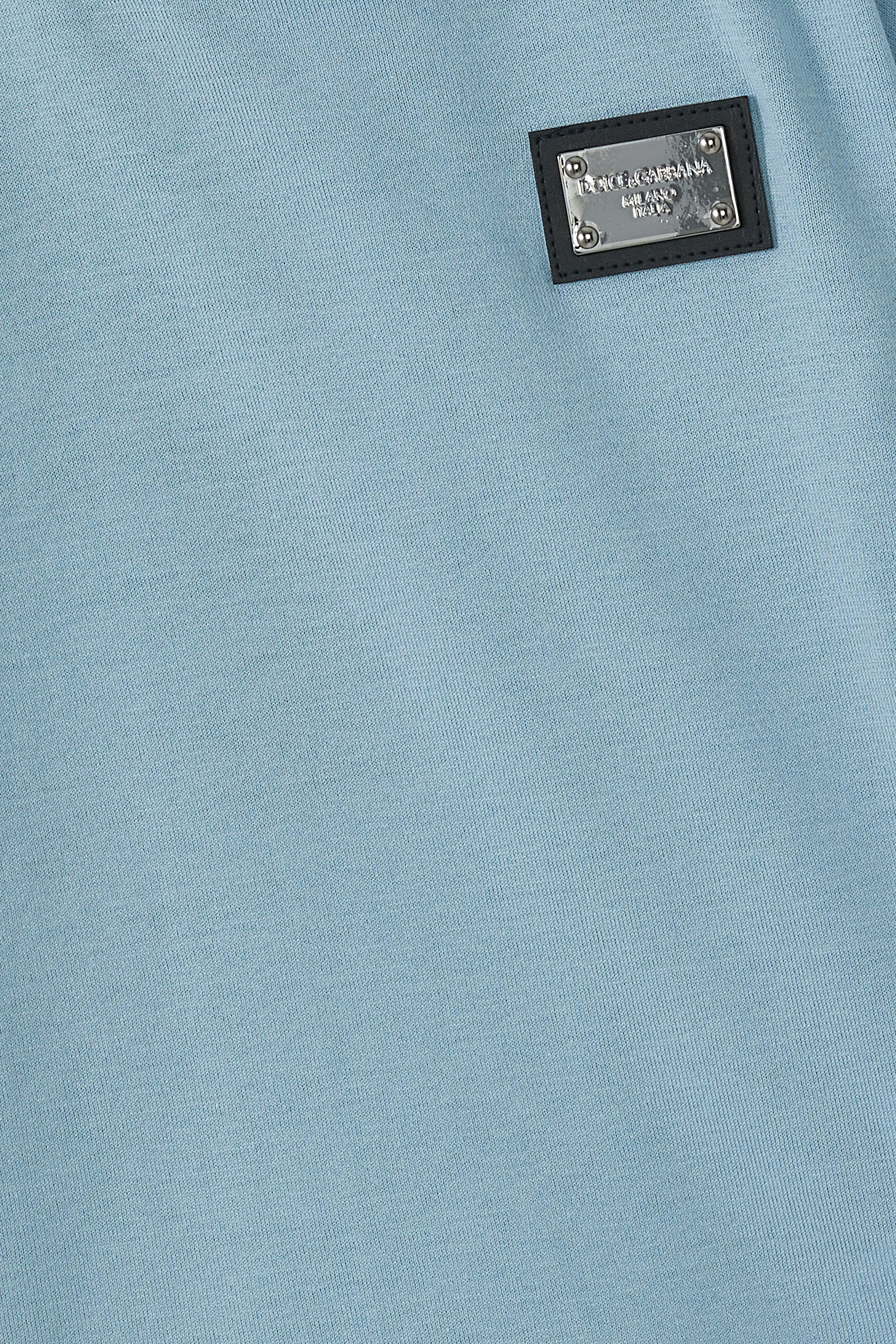 تيشيرت بحلية بشعار الماركة