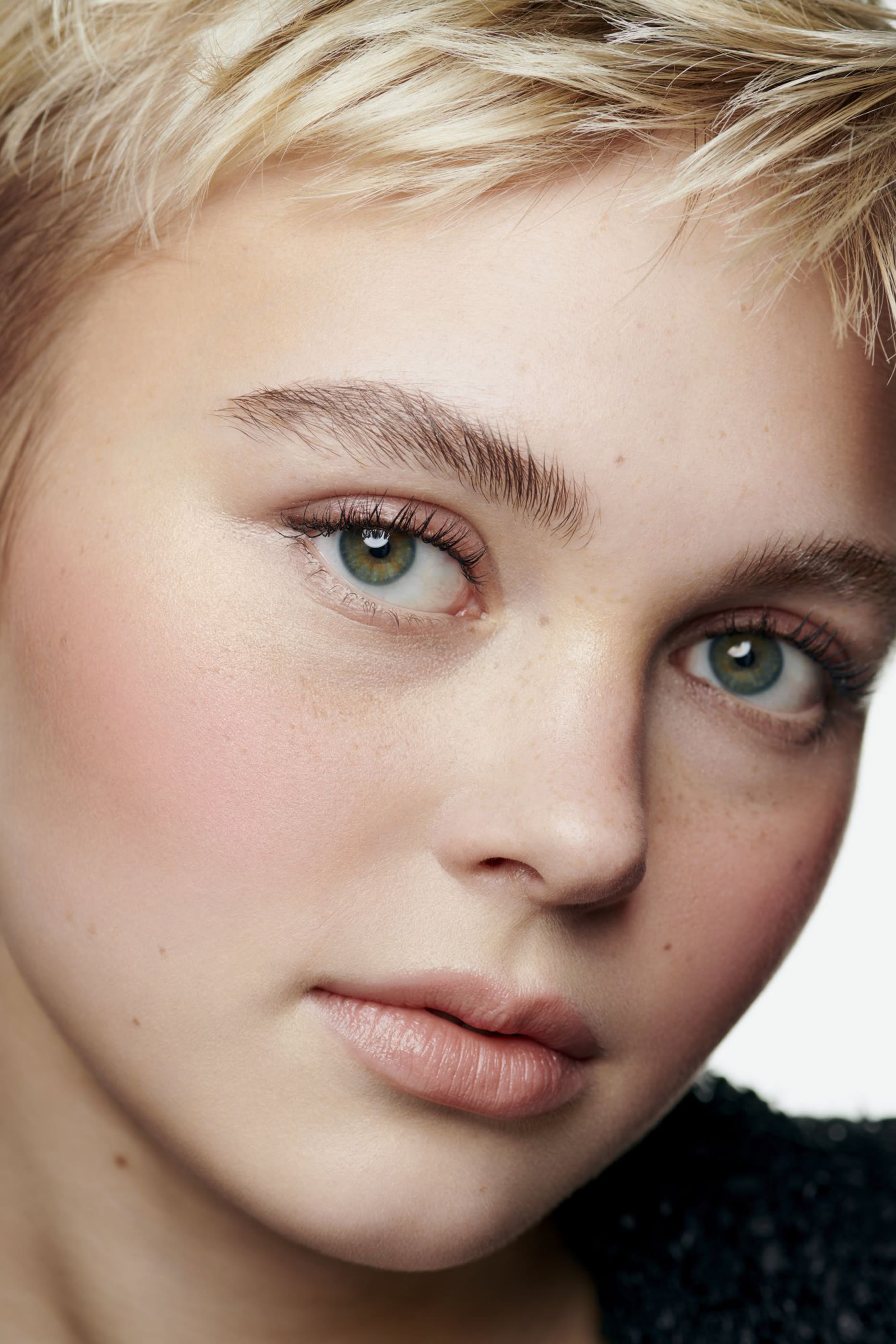 بودرة Les Beiges Healthy Glow Sun-Kissed