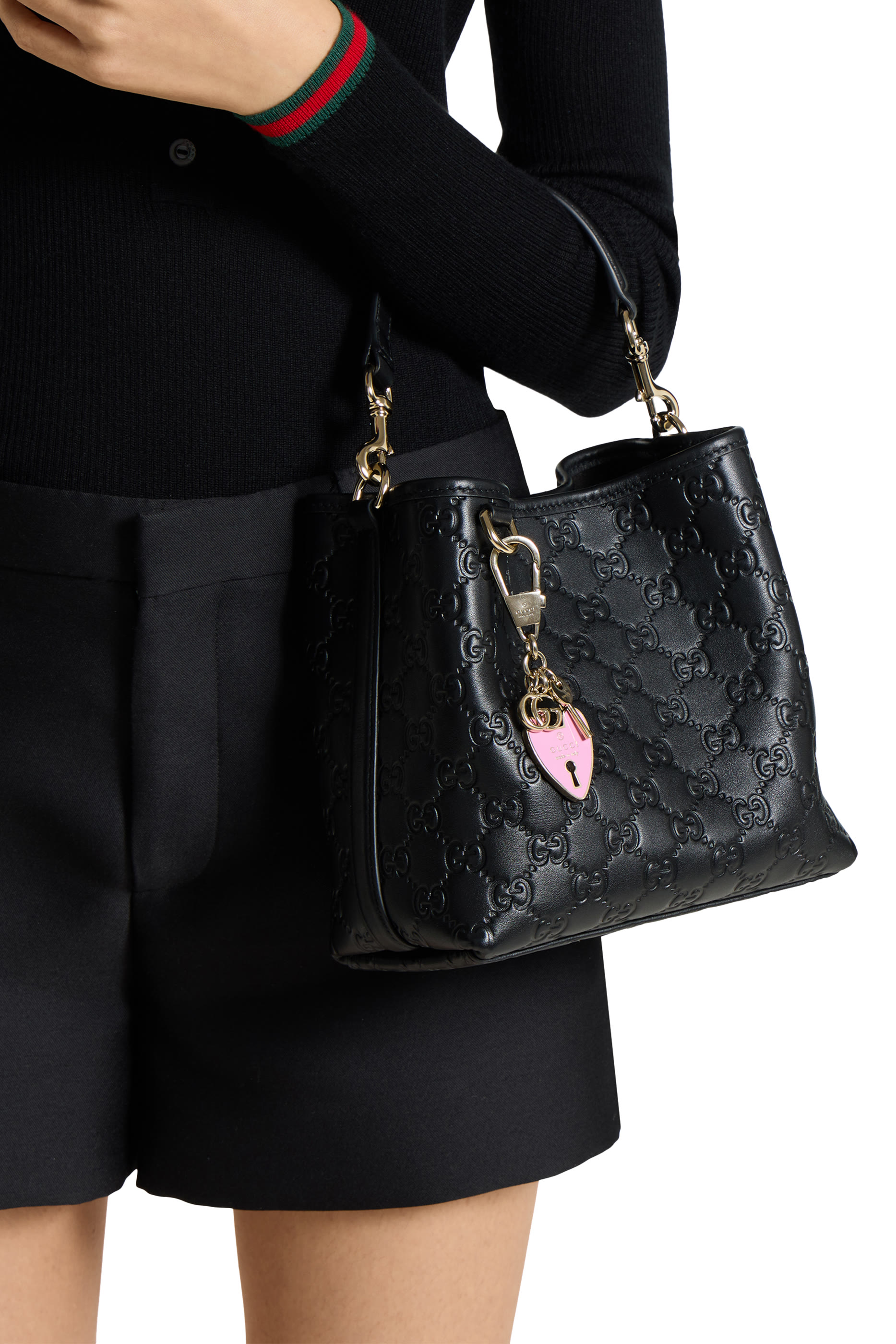 سلسلة مفاتيح بتصميم قلب