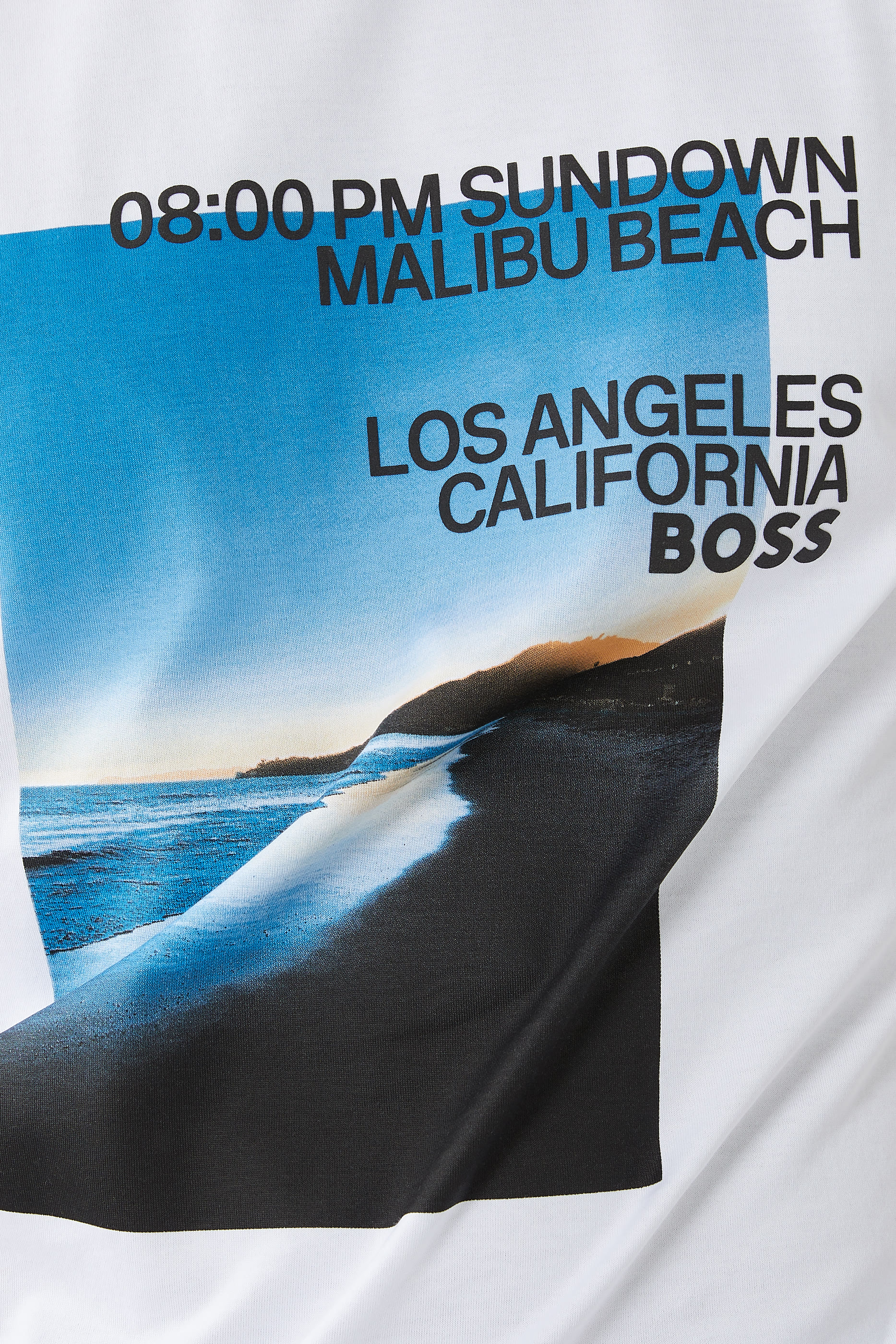 تيشيرت بطبعات شاطئ غرافيك