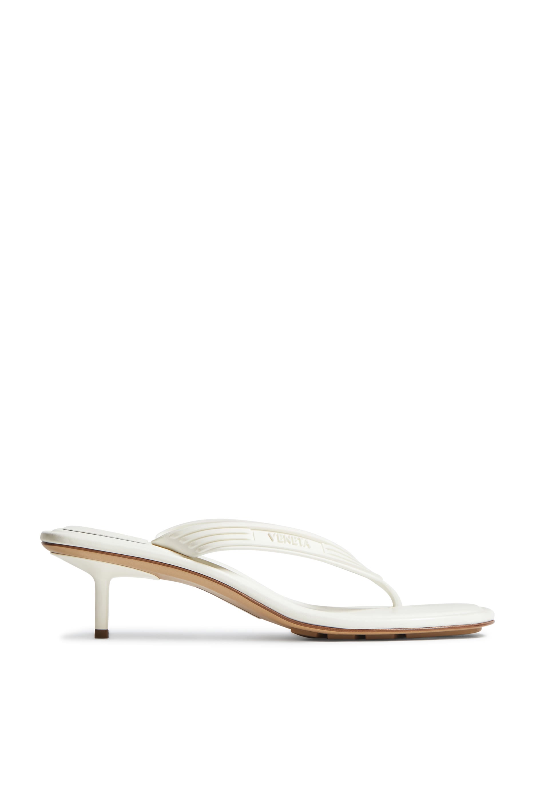 صندل سامبيري 50 بتصميم ثونج