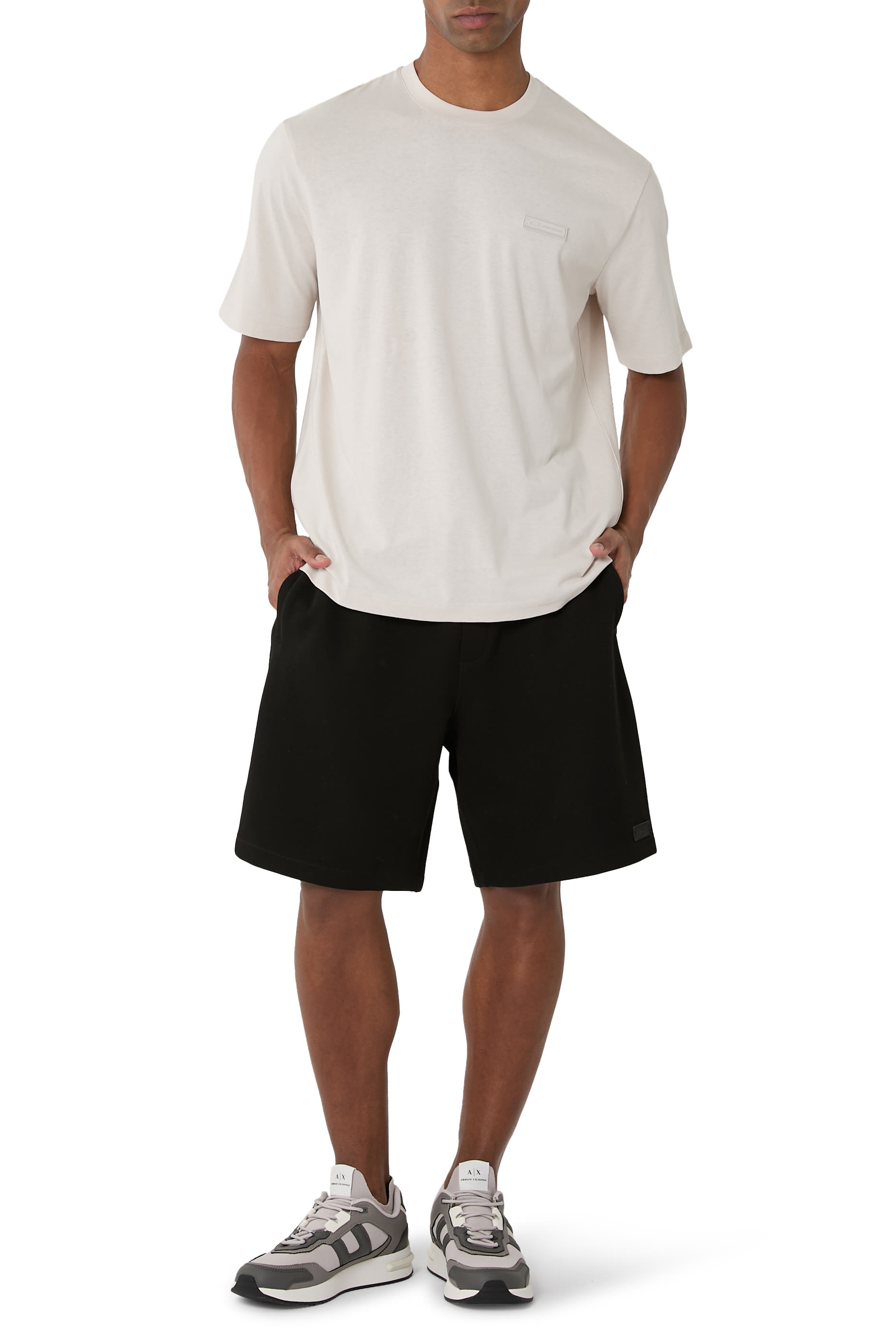 تيشيرت كوزي لاب بشعار الماركة