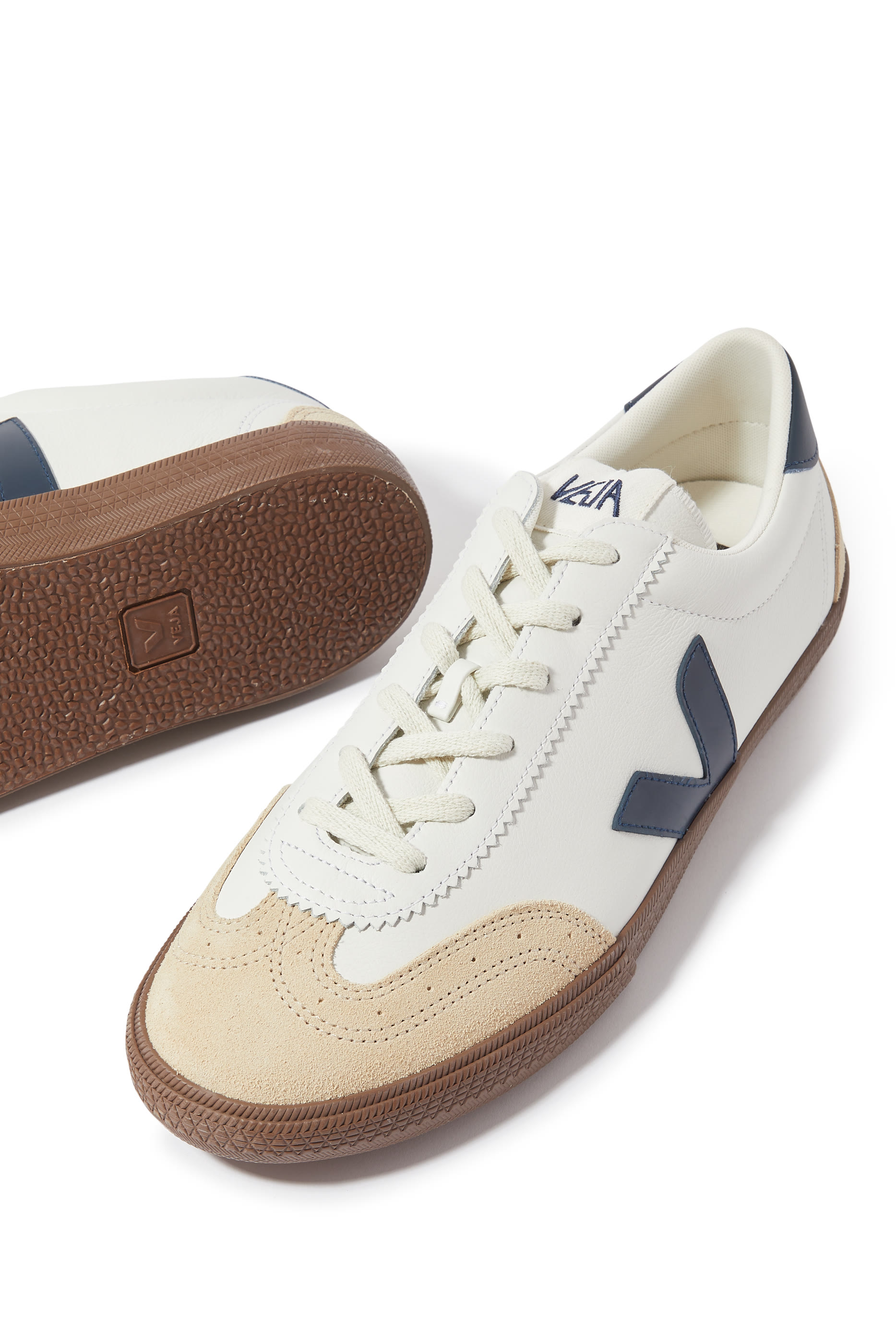 سنيكرز فولي