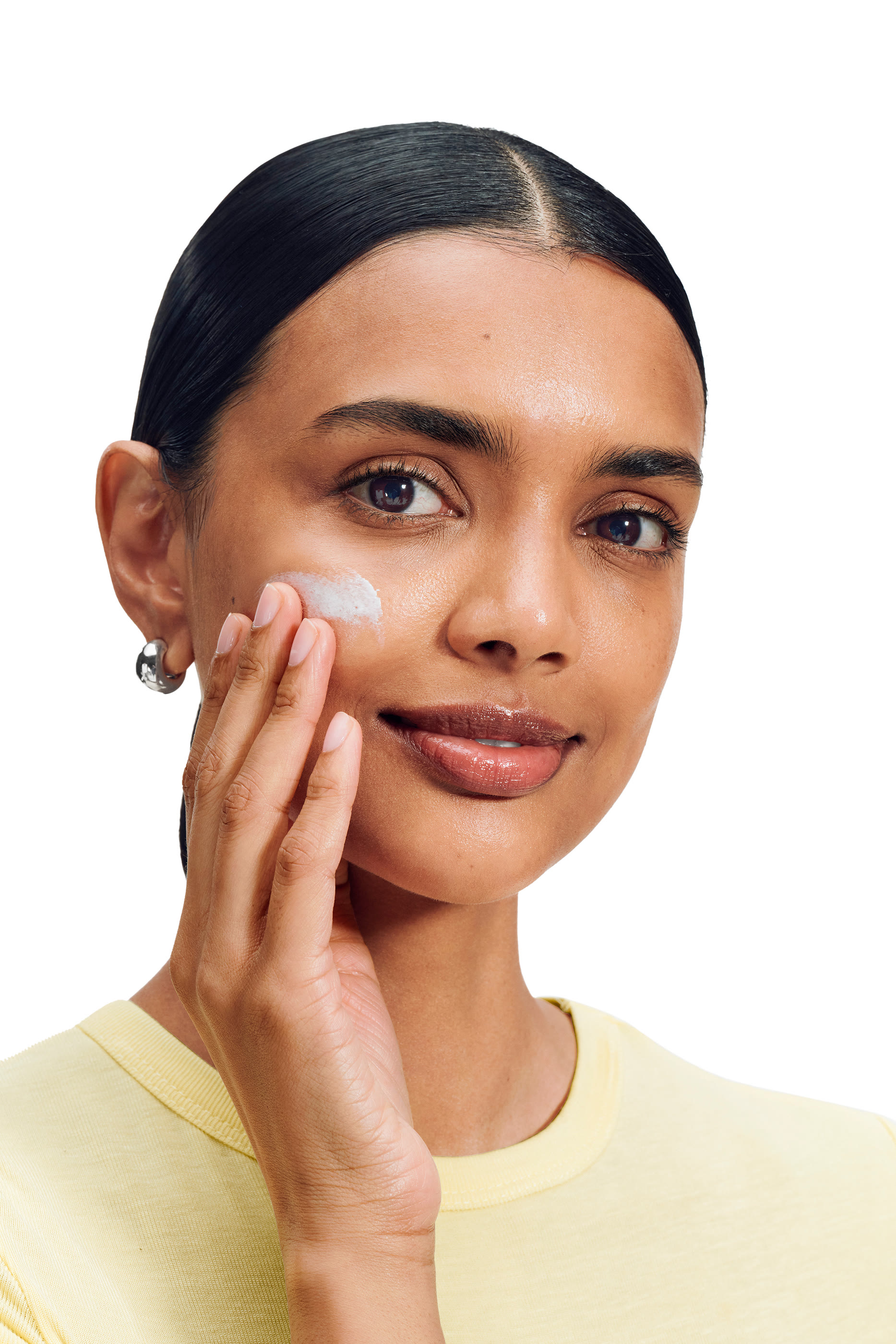 واقي شمس يو في سوليوشنز غير لامع بعامل حماية 50SPF