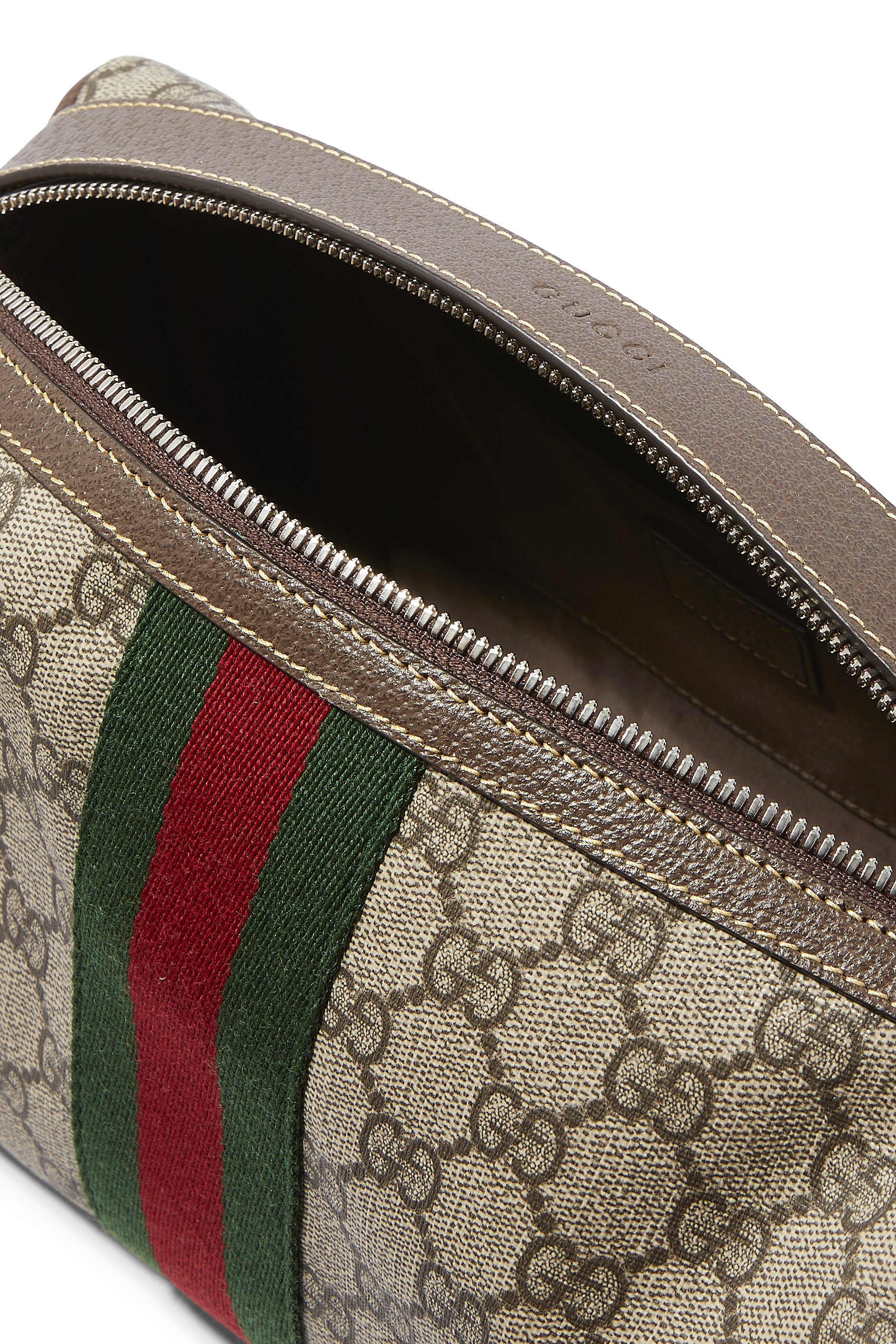 حقيبة مستلزمات العناية الشخصية بشريط ويب