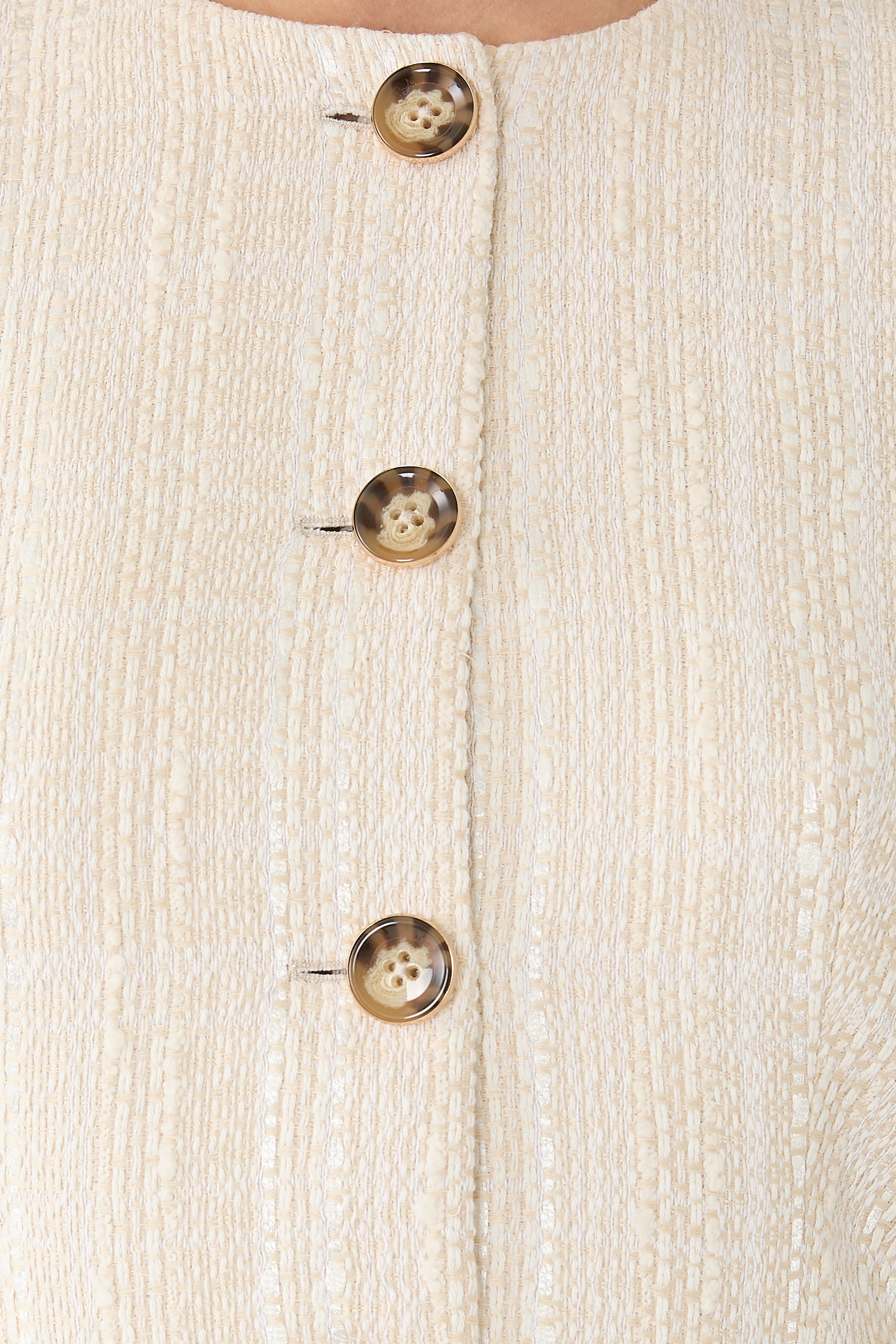 بليزر بودي بلا ياقة