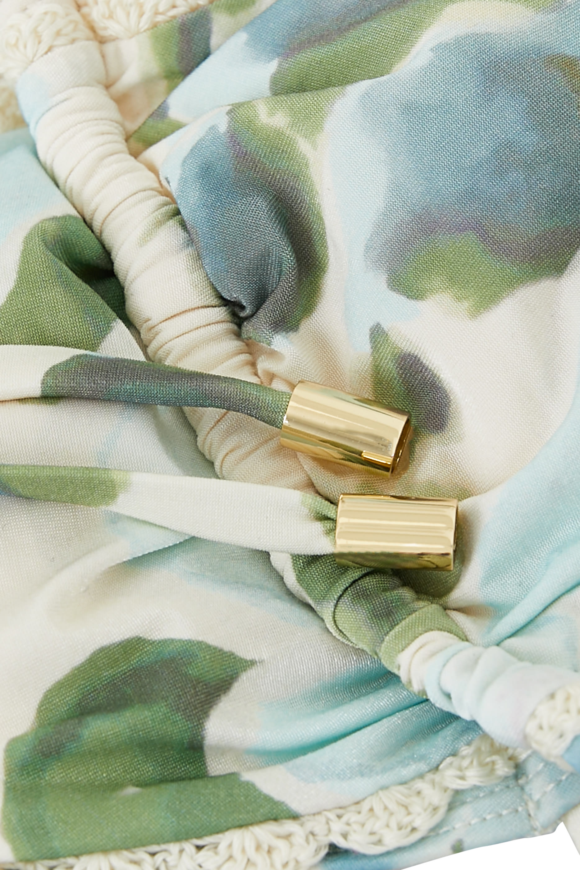 قطعة بيكيني علوية بقوالب مثلثية إيفرلاستينغ بأربطة