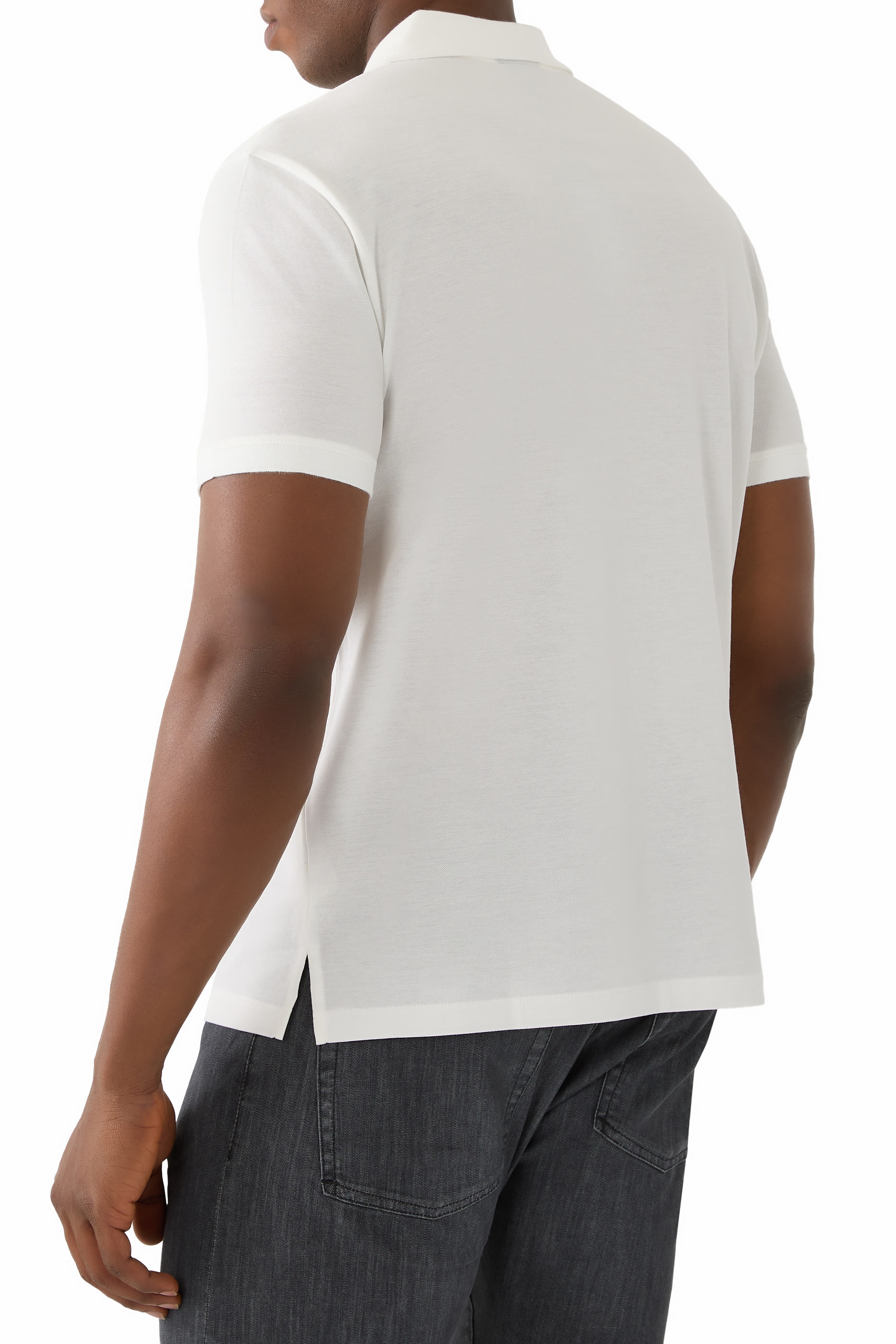 قميص بولو بشعار الماركة