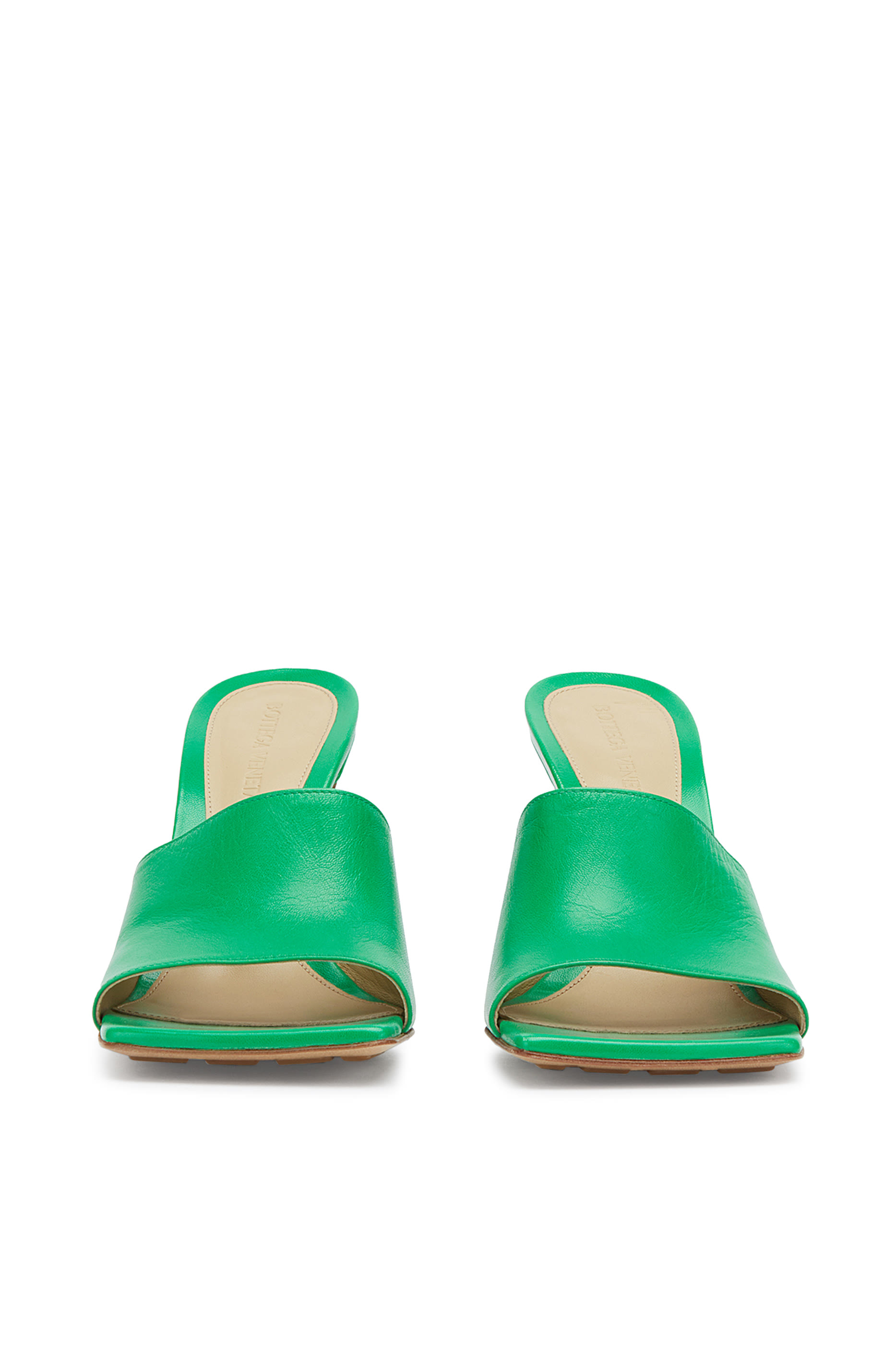 حذاء ستريتش مفتوح من الخلف جلد