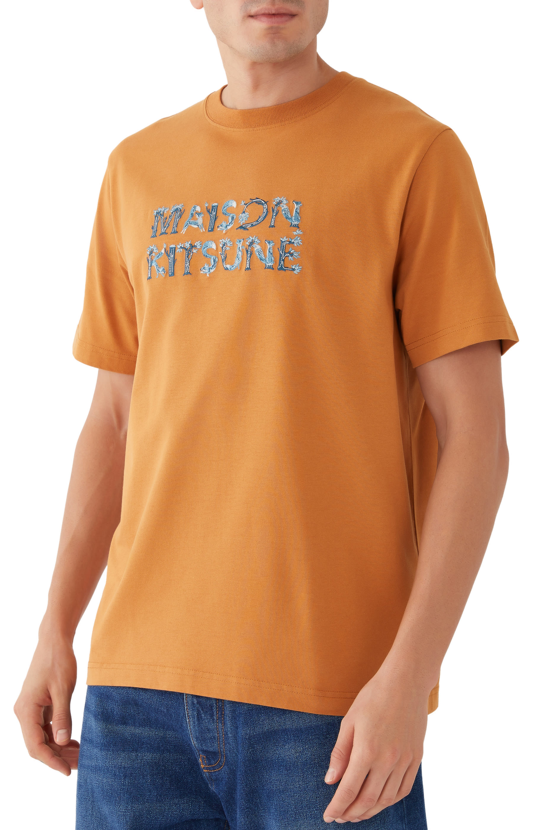 تيشيرت مريح بطبعة حروف بتصميم وودلاند