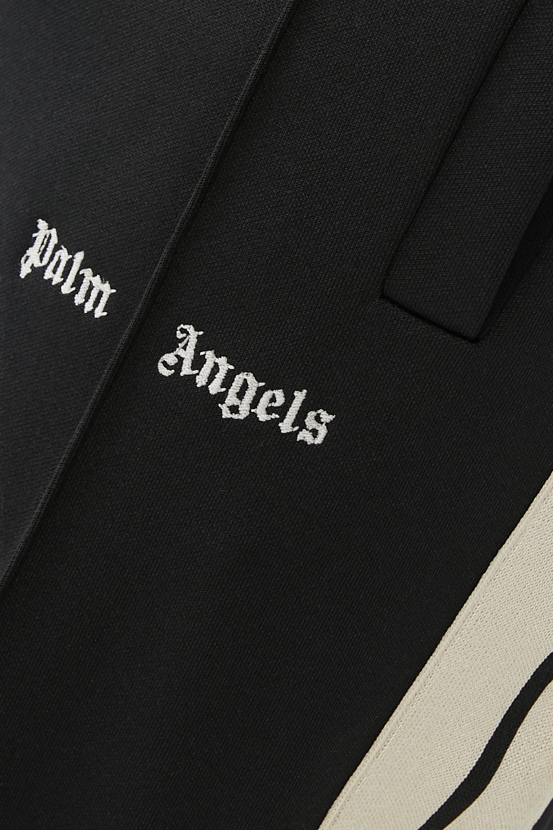 بنطال رياضي بشعار الماركة الكلاسيكي