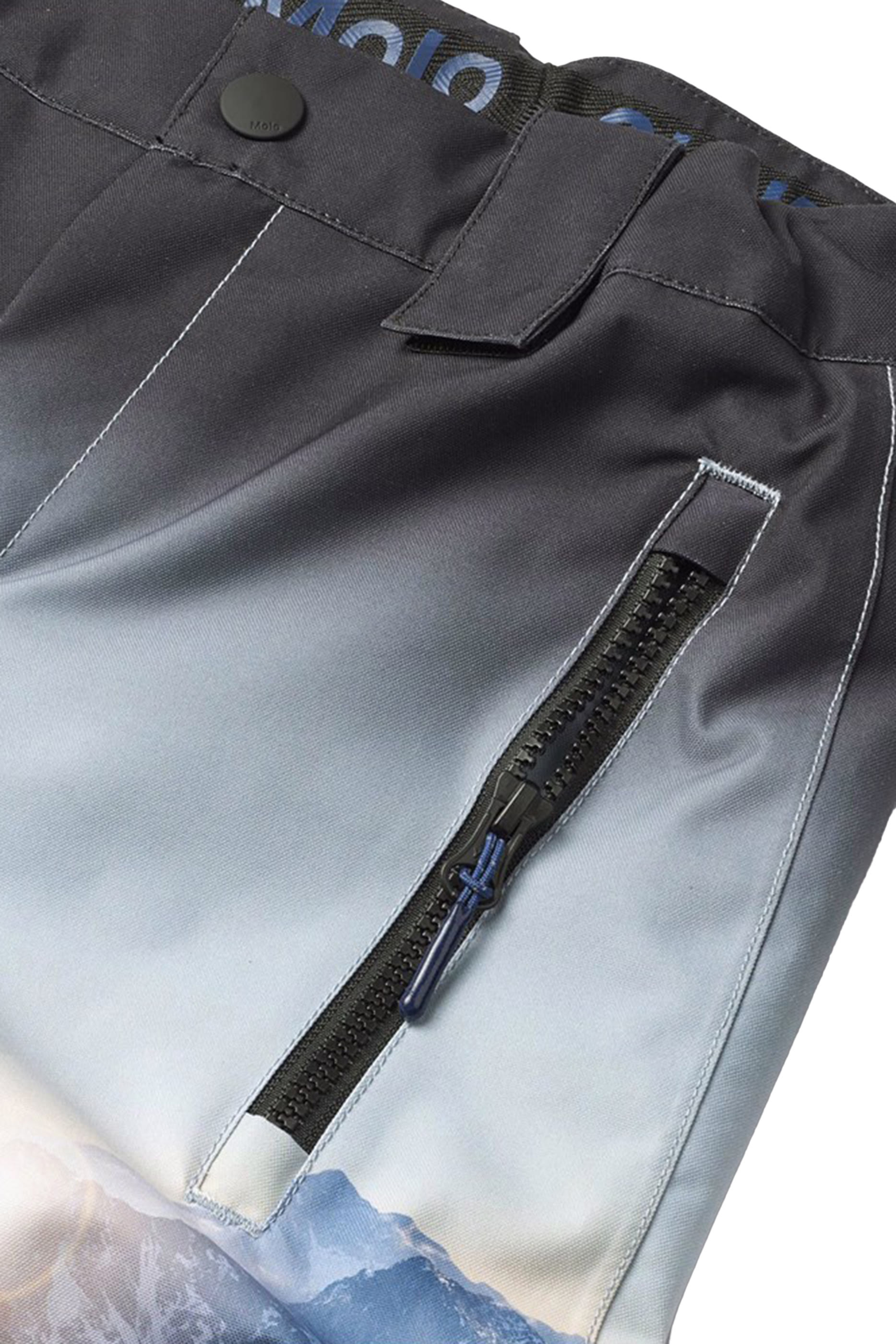 بنطال للأطفال