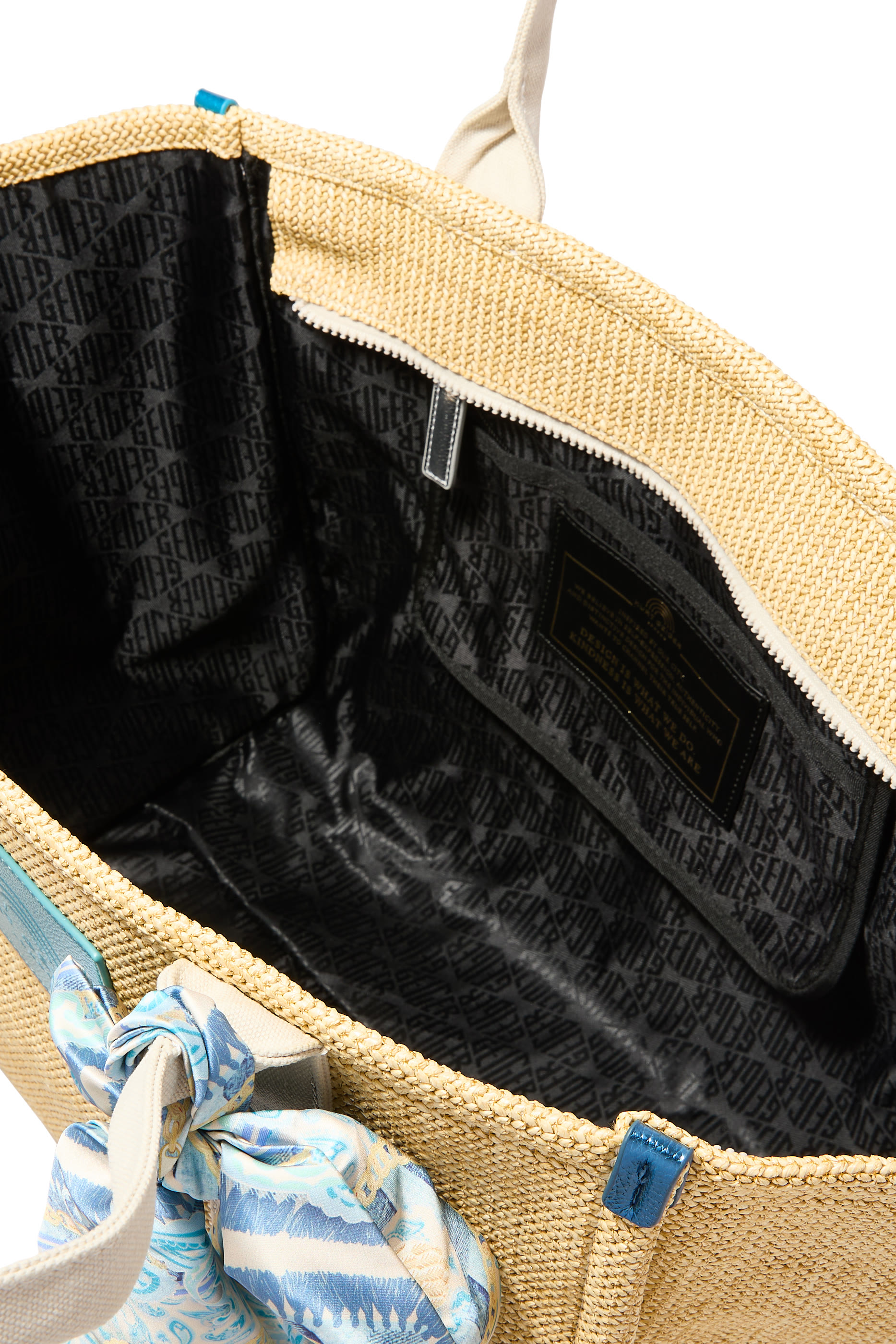 حقيبة يد ساوث بانك صغيرة