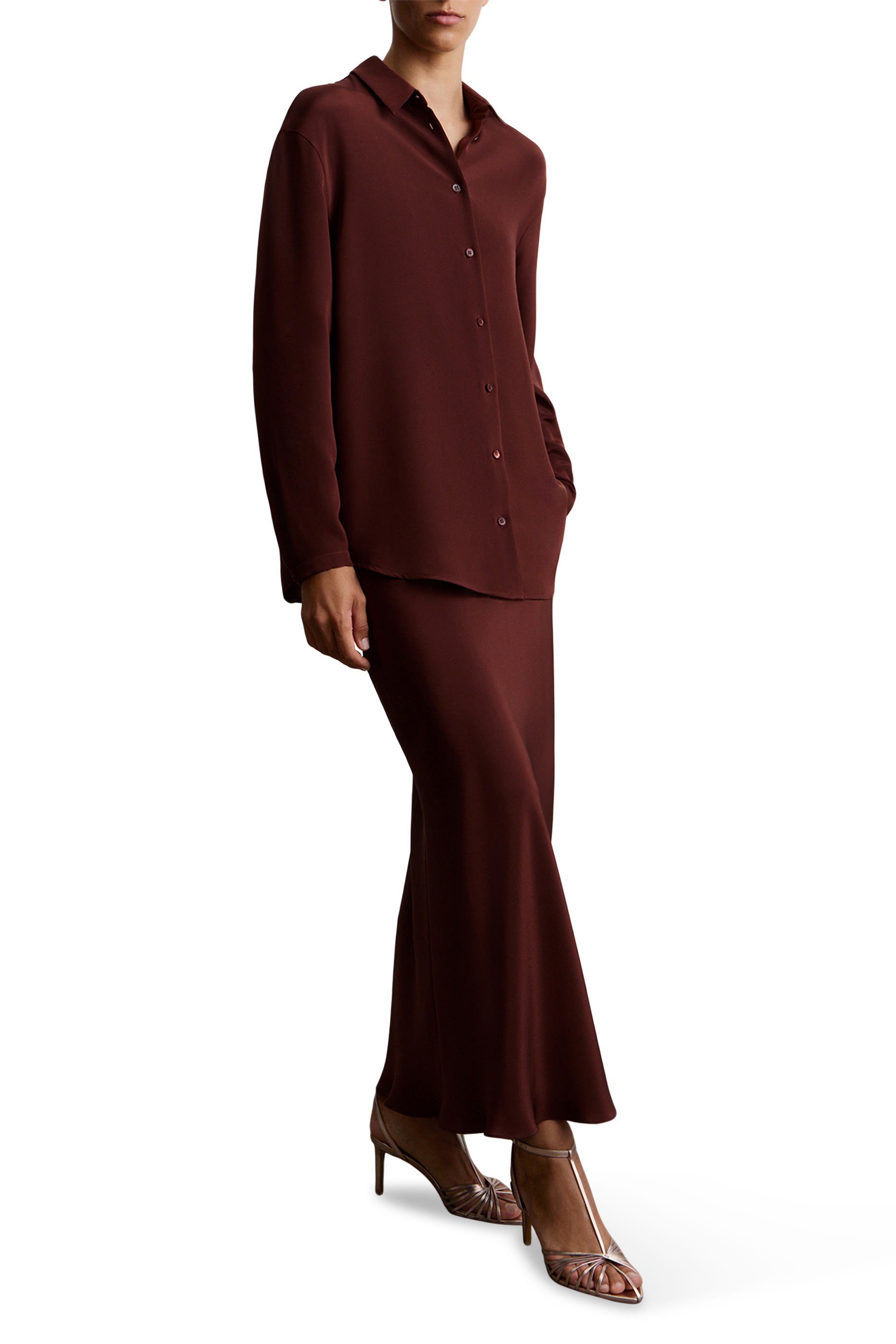 صندل 70 جلد لامع