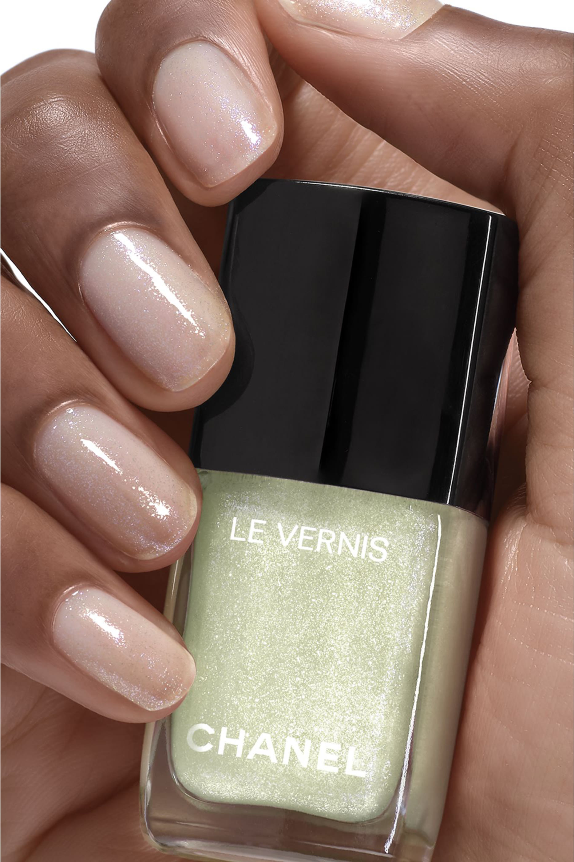 طلاء أظافر Chanel LE VERNIS