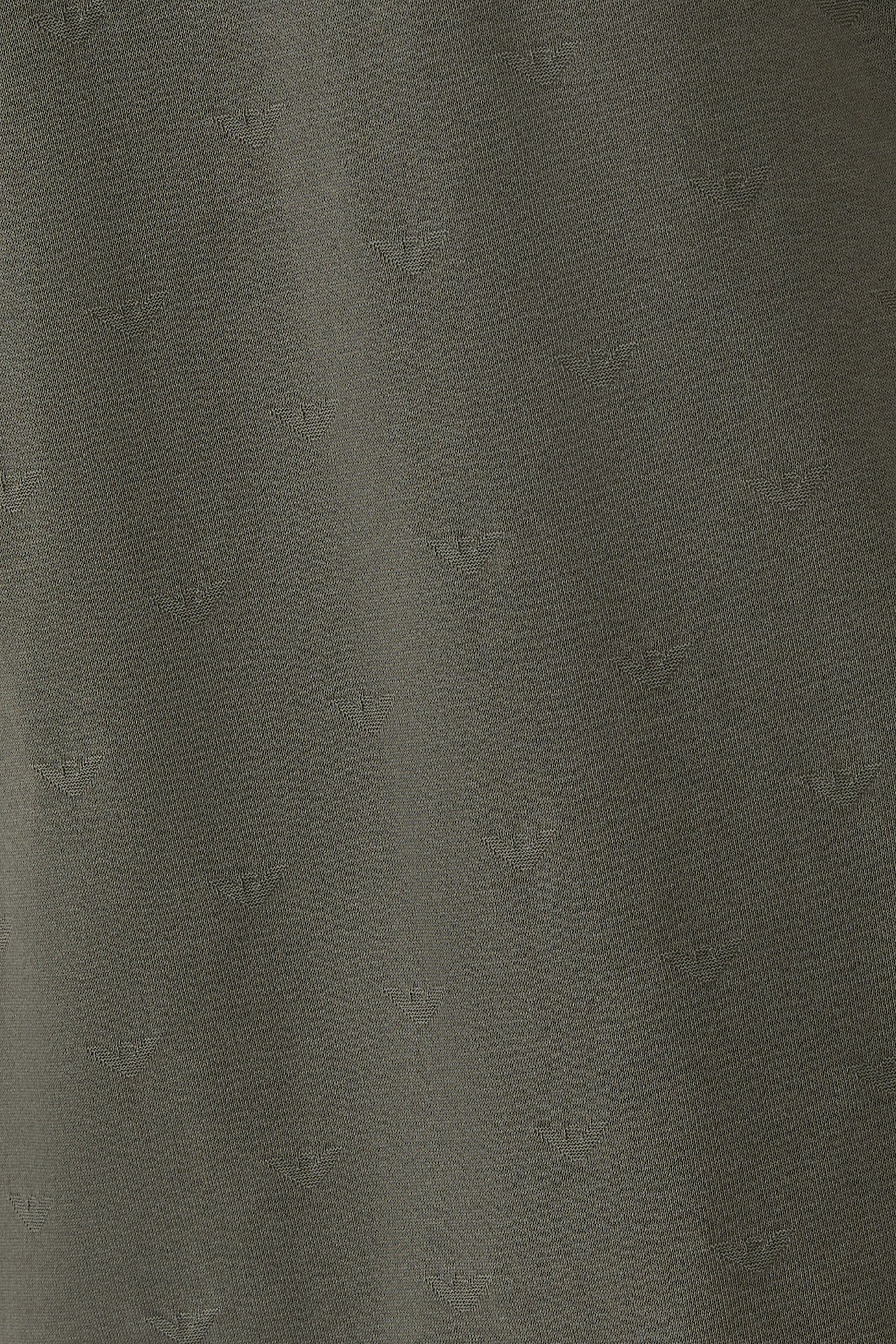 تيشيرت بشعار الماركة