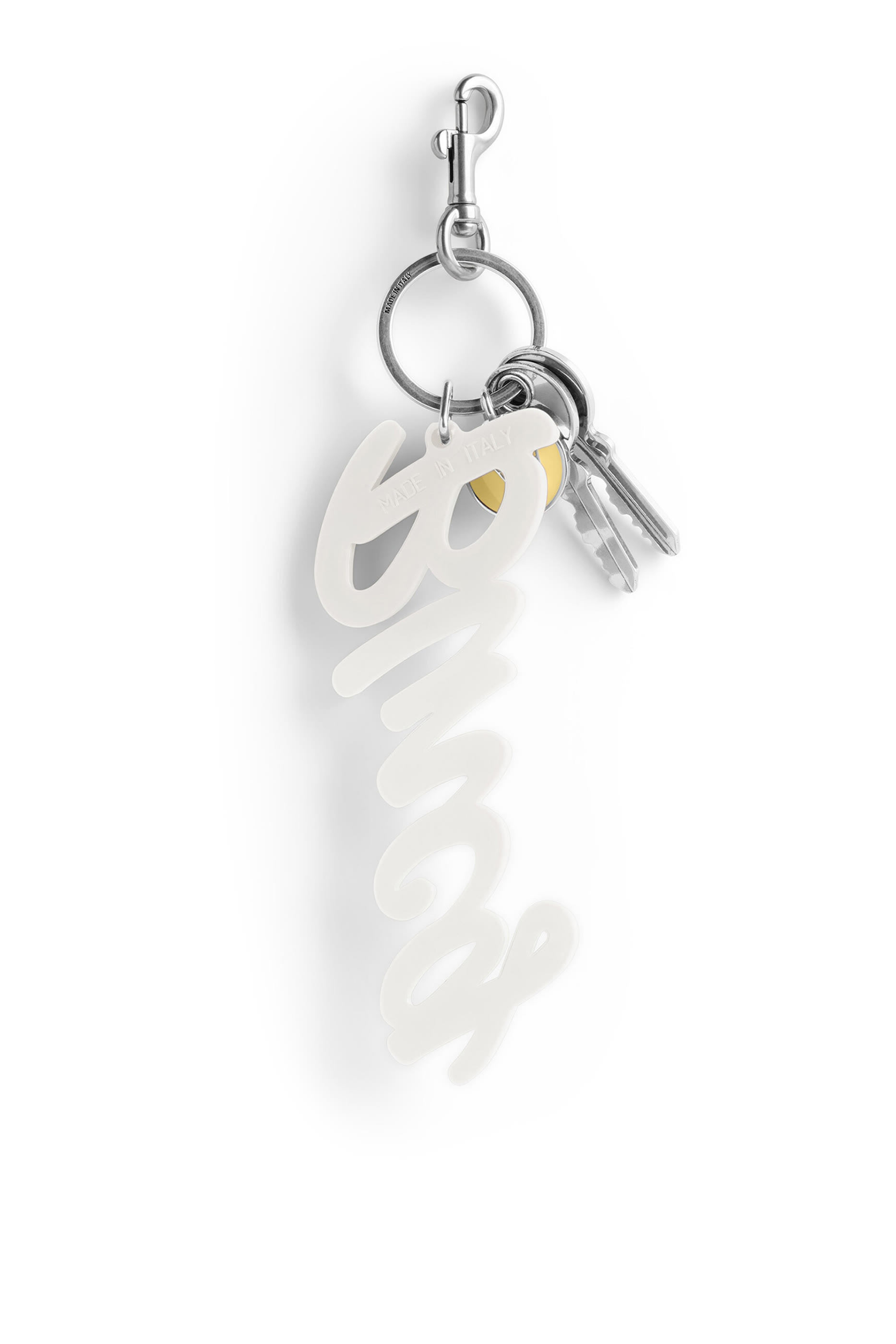 حلقة مفاتيح بشعار الماركة