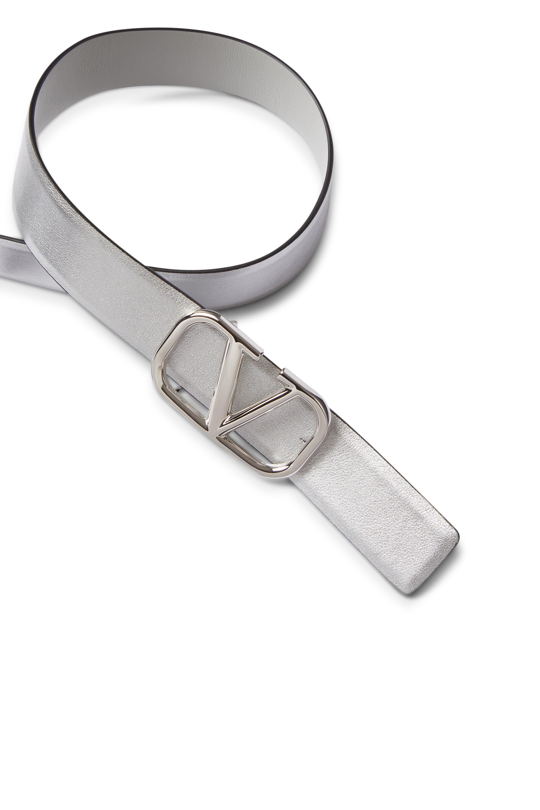 حزام بتصميم وجهين ومشبك حرف V