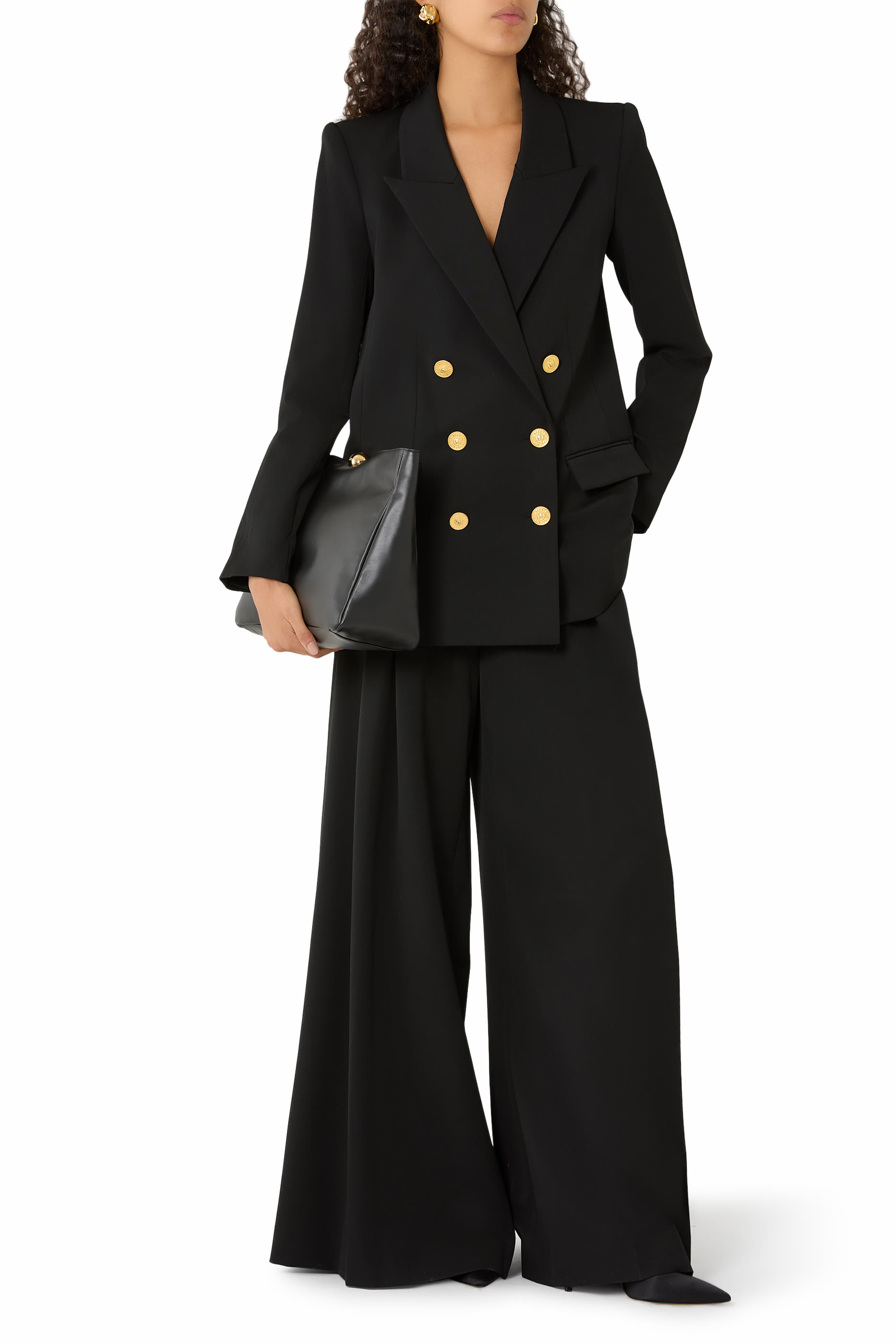 بنطال تشيلسي بقصة ساق واسعة